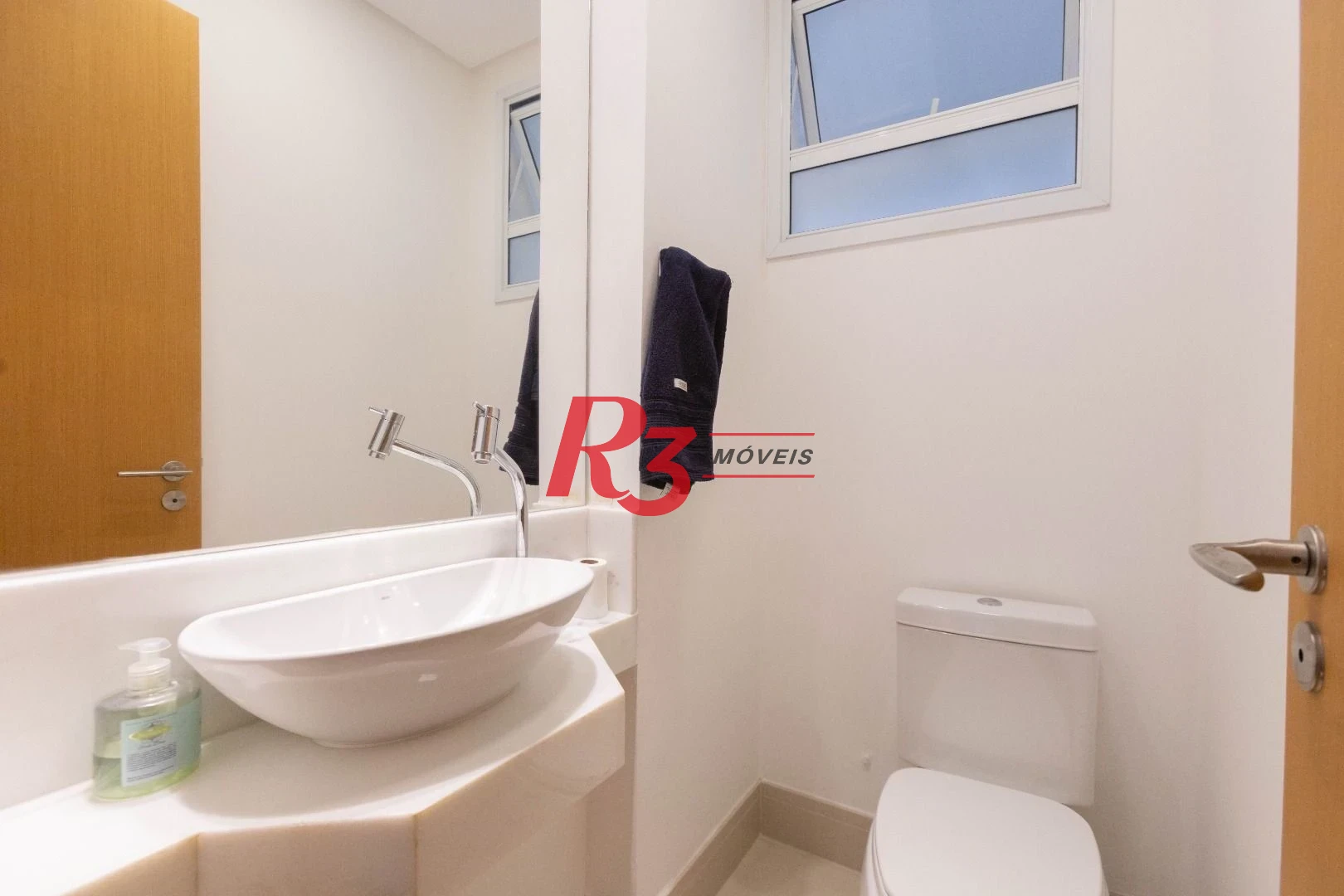 Apartamento com 2 dormitórios à venda, 112 m² por R$ 1.390.000,00 - Gonzaga - Santos/SP