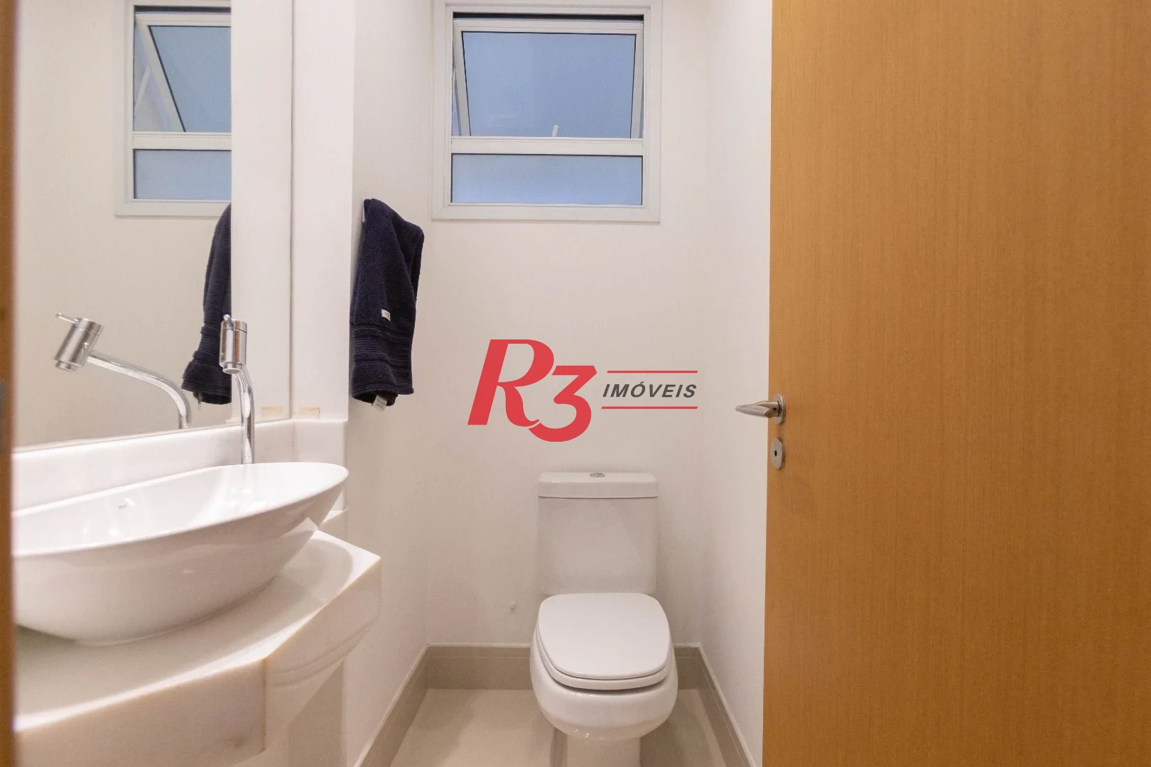 Apartamento com 2 dormitórios à venda, 112 m² por R$ 1.390.000,00 - Gonzaga - Santos/SP