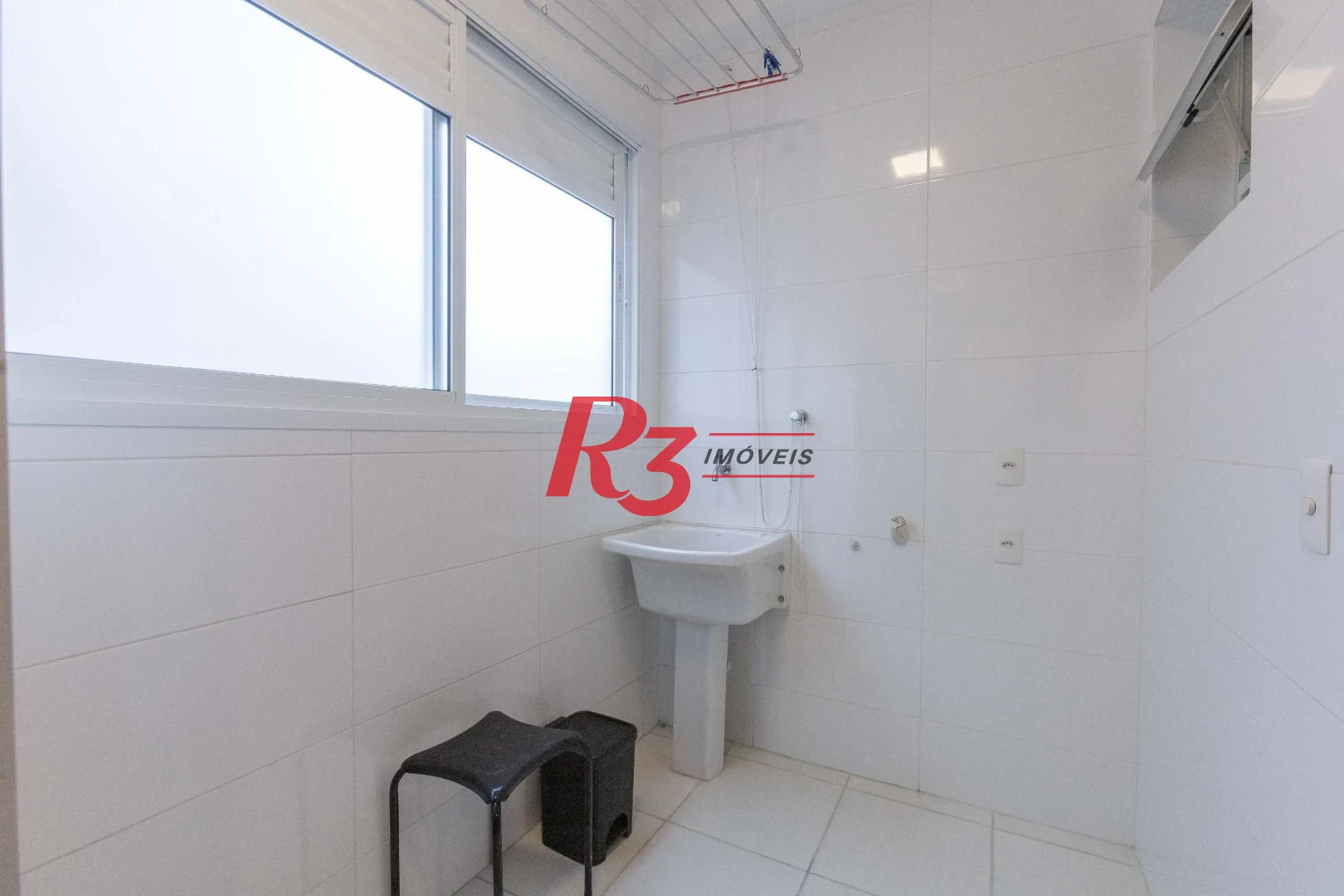 Apartamento com 2 dormitórios à venda, 112 m² por R$ 1.390.000,00 - Gonzaga - Santos/SP