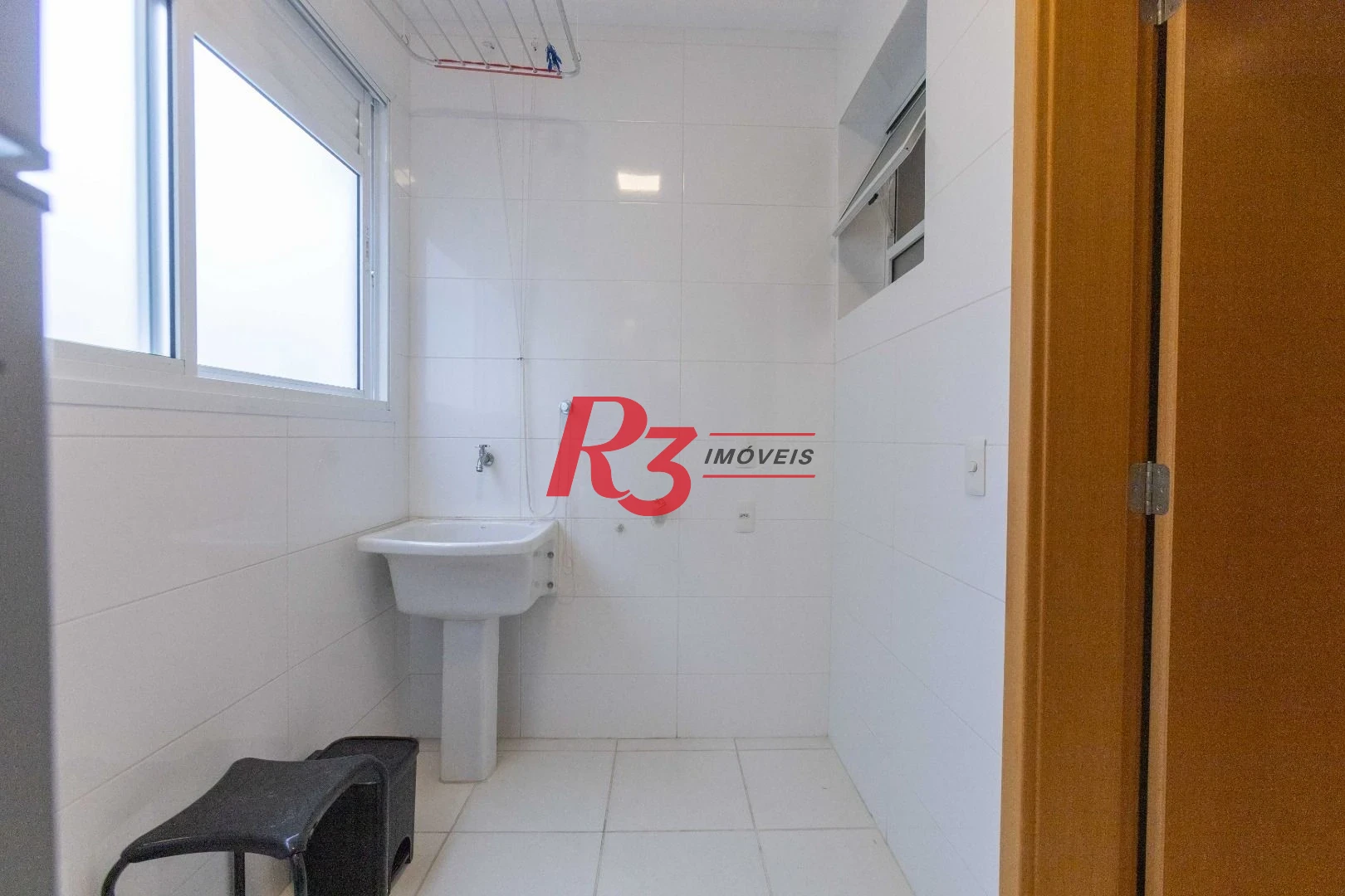 Apartamento com 2 dormitórios à venda, 112 m² por R$ 1.390.000,00 - Gonzaga - Santos/SP