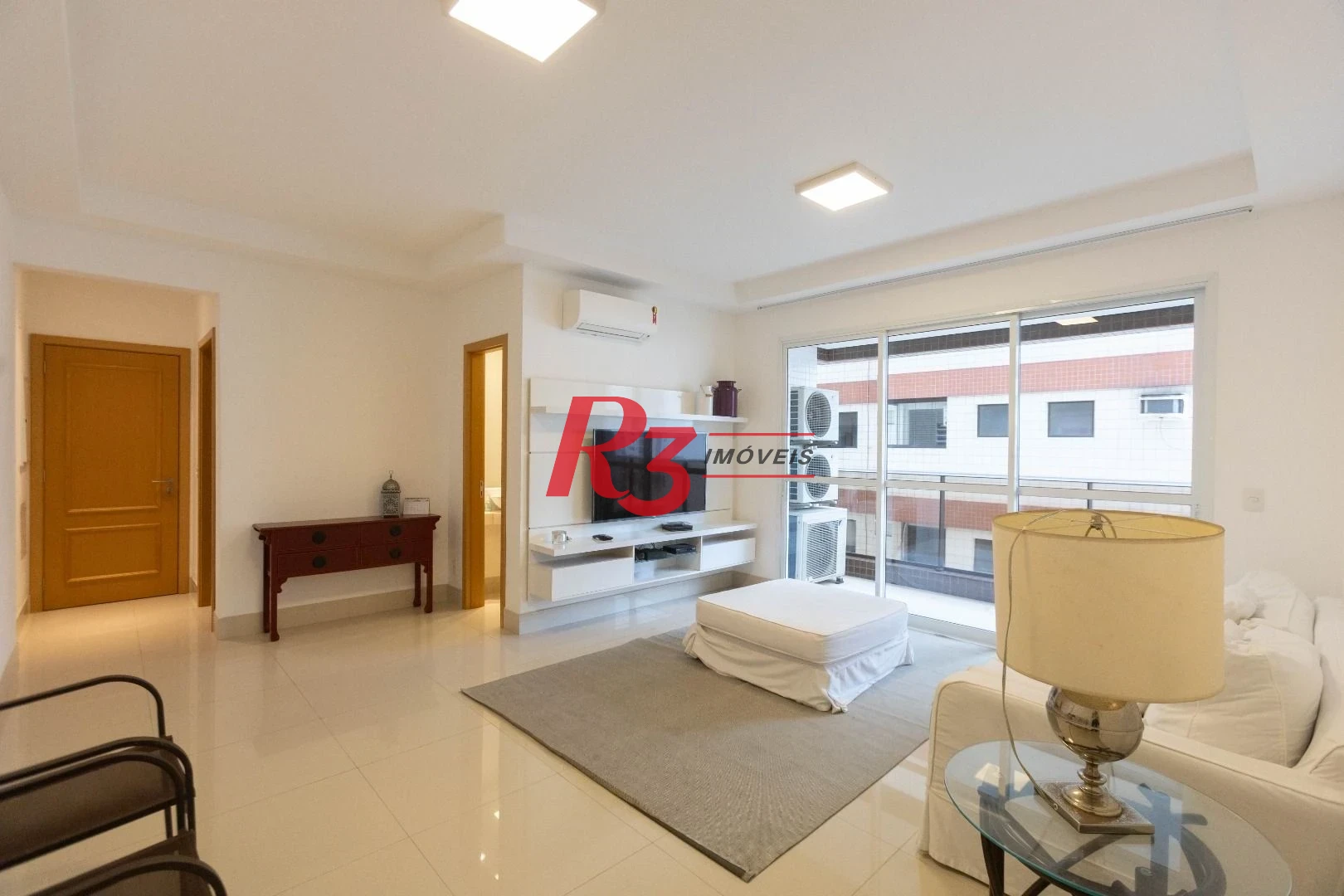 Apartamento com 2 dormitórios à venda, 112 m² por R$ 1.390.000,00 - Gonzaga - Santos/SP