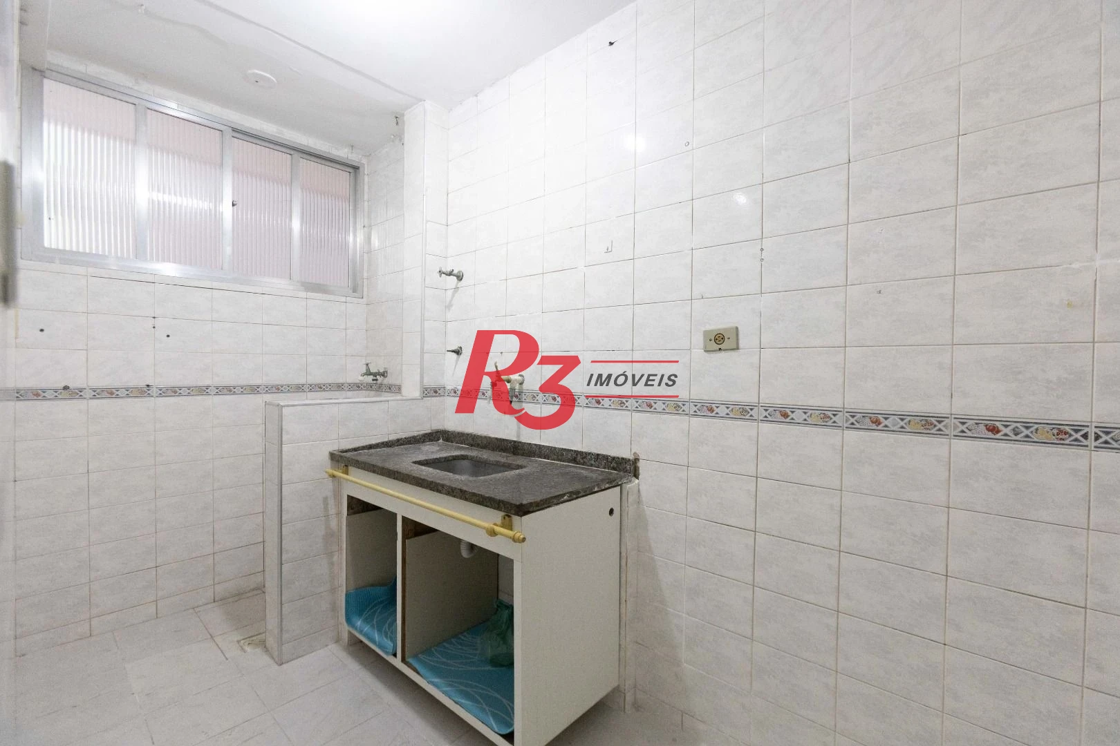 Apartamento com 2 dormitórios à venda, 50 m² por R$ 400.000,00 - Aparecida - Santos/SP