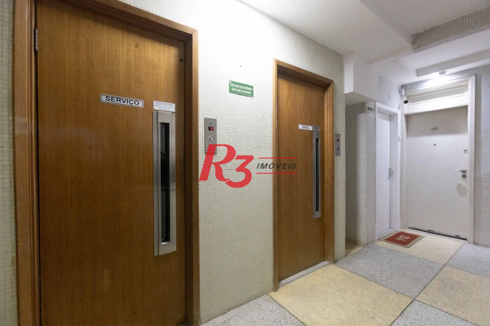 Apartamento com 2 dormitórios à venda, 50 m² por R$ 400.000,00 - Aparecida - Santos/SP