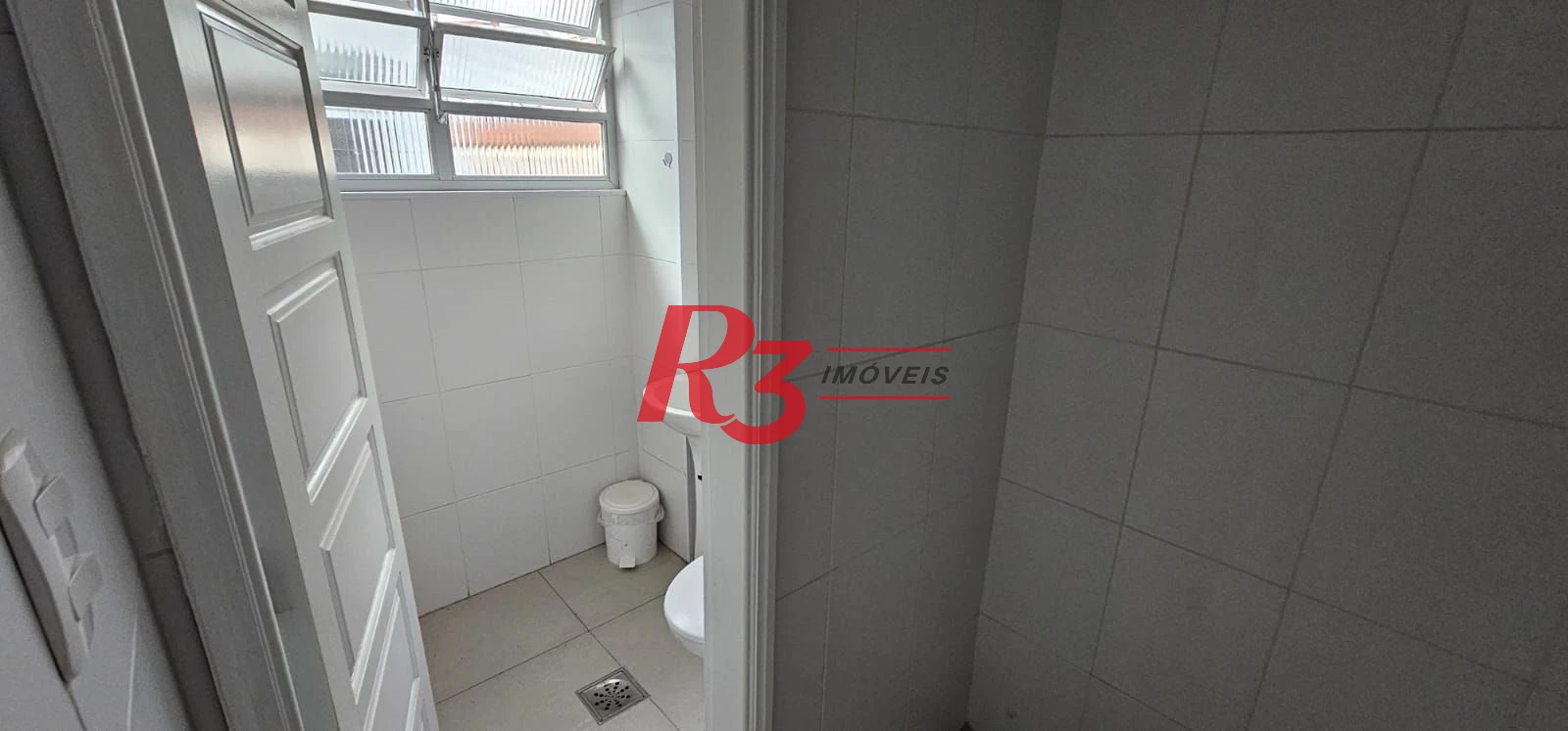 Sala para alugar, 100 m² por R$ 3.200,01/mês - Gonzaga - Santos/SP