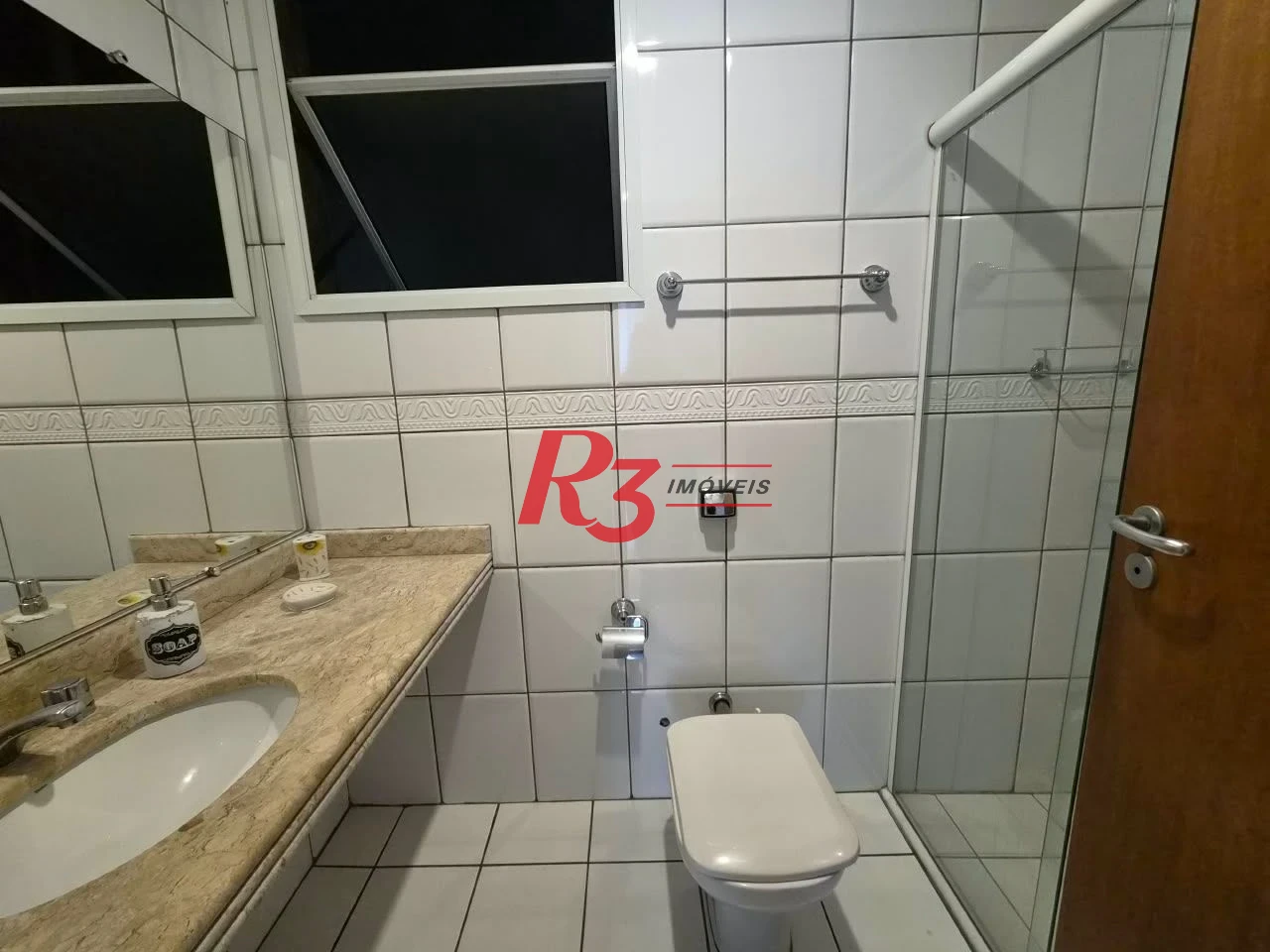 Apartamento com 2 dormitórios para alugar, 80 m² por R$ 6.000,00/mês - Gonzaga - Santos/SP