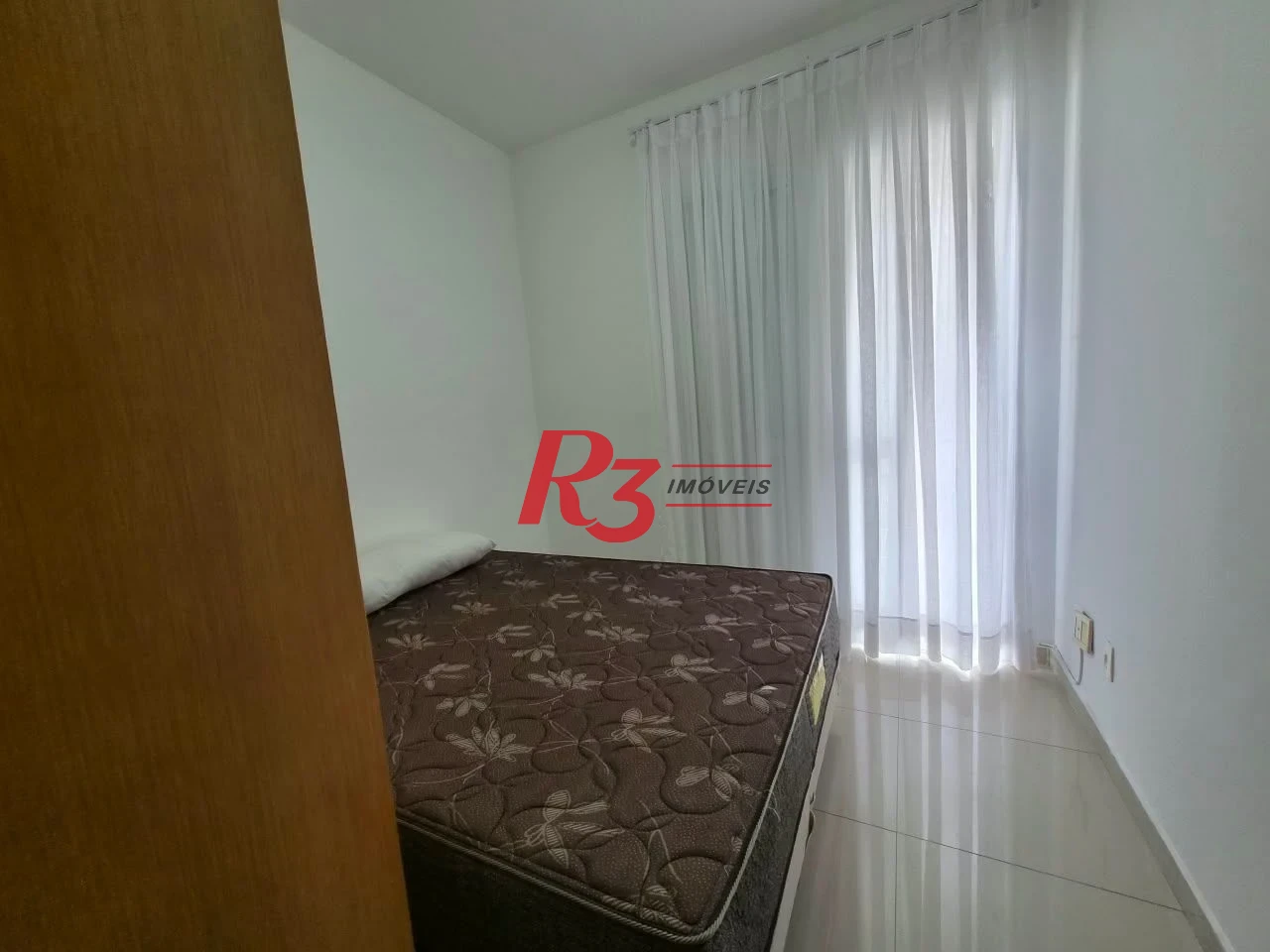 Apartamento com 2 dormitórios para alugar, 80 m² por R$ 6.000,00/mês - Gonzaga - Santos/SP