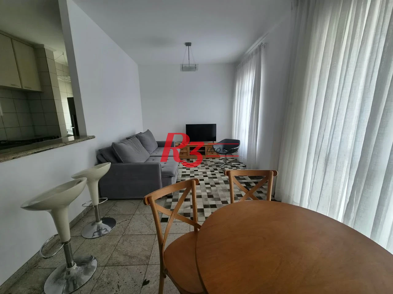 Apartamento com 2 dormitórios para alugar, 80 m² por R$ 6.000,00/mês - Gonzaga - Santos/SP