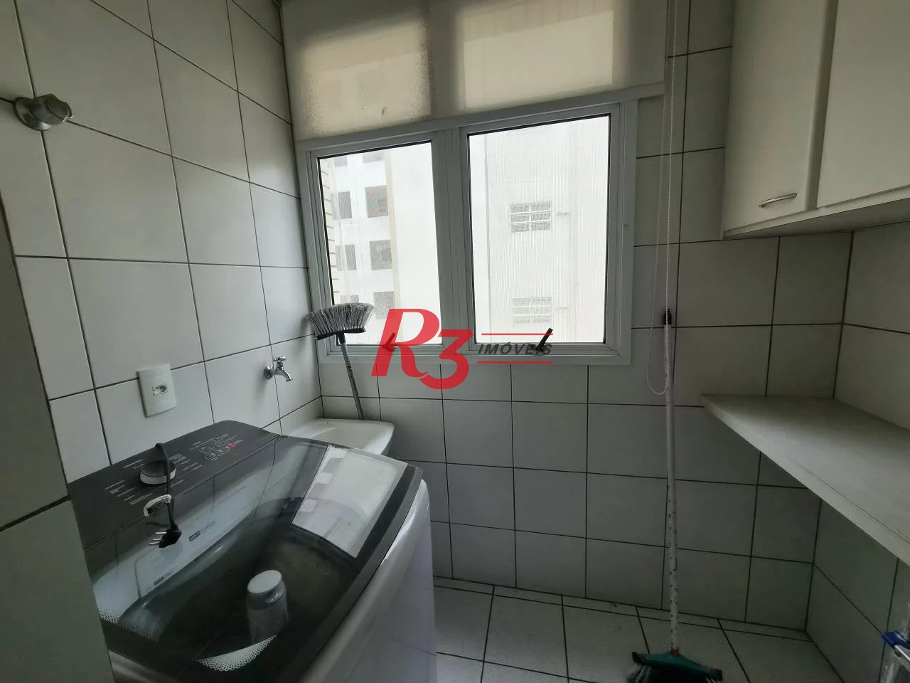 Apartamento com 2 dormitórios para alugar, 80 m² por R$ 6.000,00/mês - Gonzaga - Santos/SP