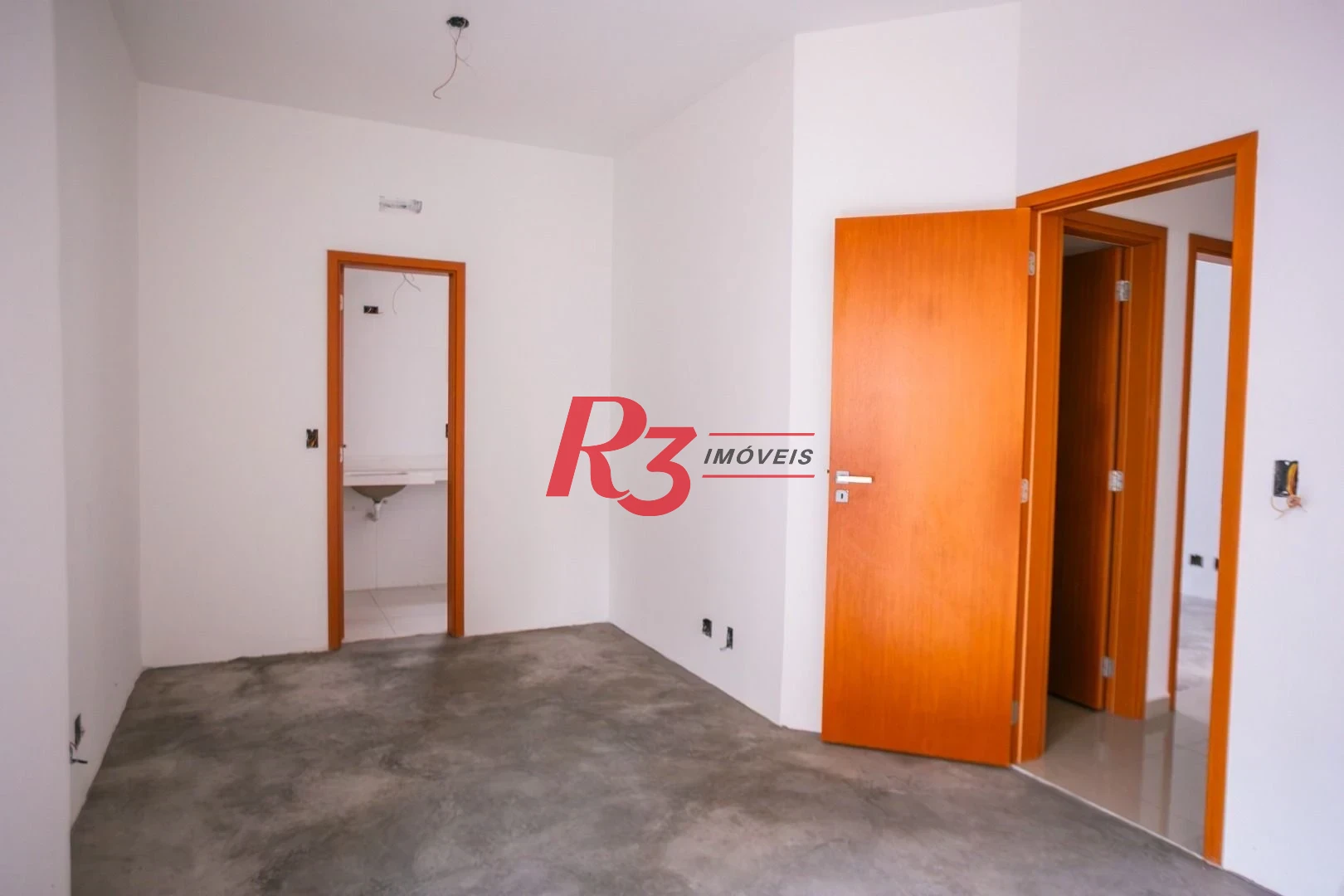 Apartamento com 3 dormitórios à venda, 128 m² por R$ 1.650.000,00 - Embaré - Santos/SP