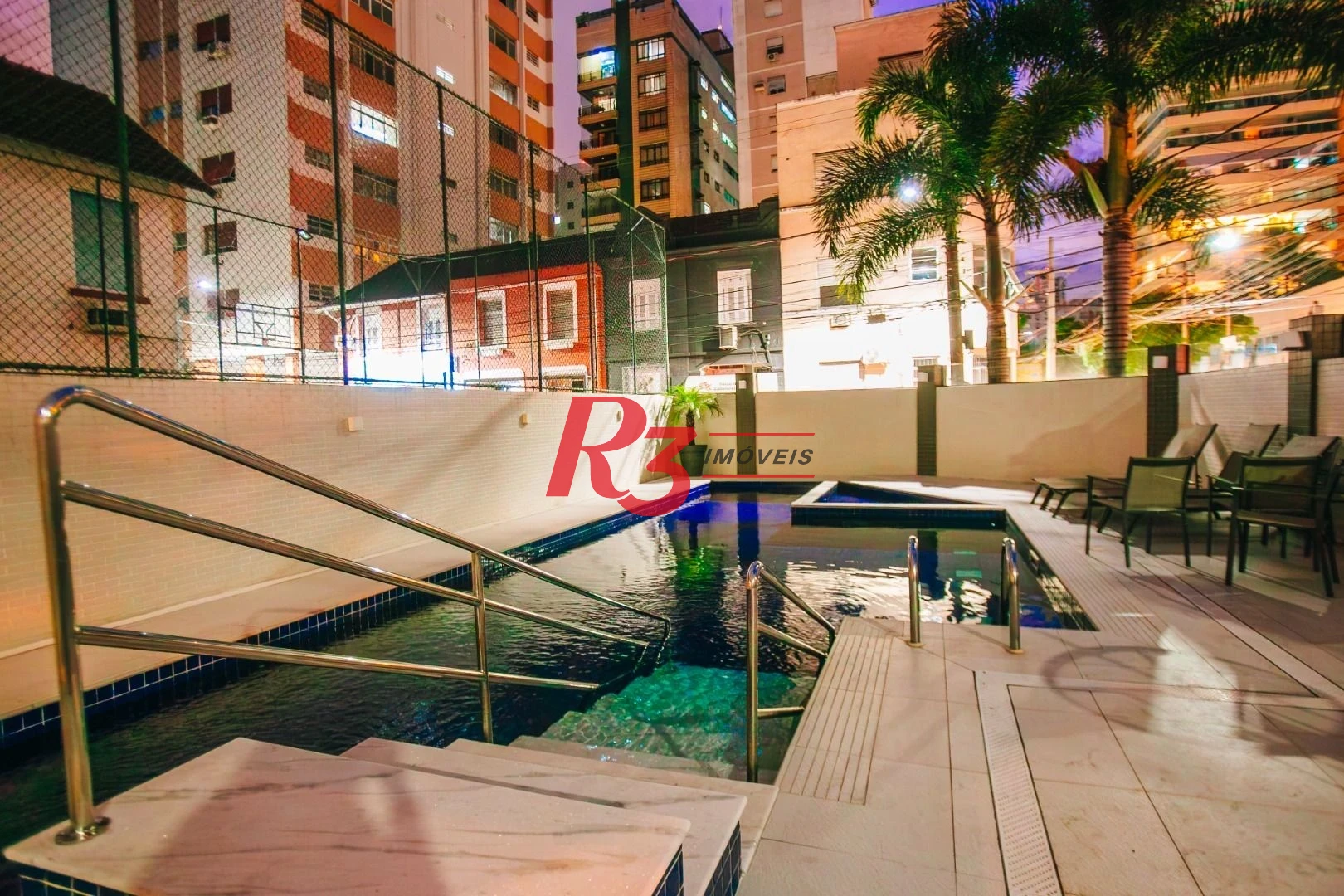 Apartamento com 3 dormitórios à venda, 128 m² por R$ 1.650.000,00 - Embaré - Santos/SP