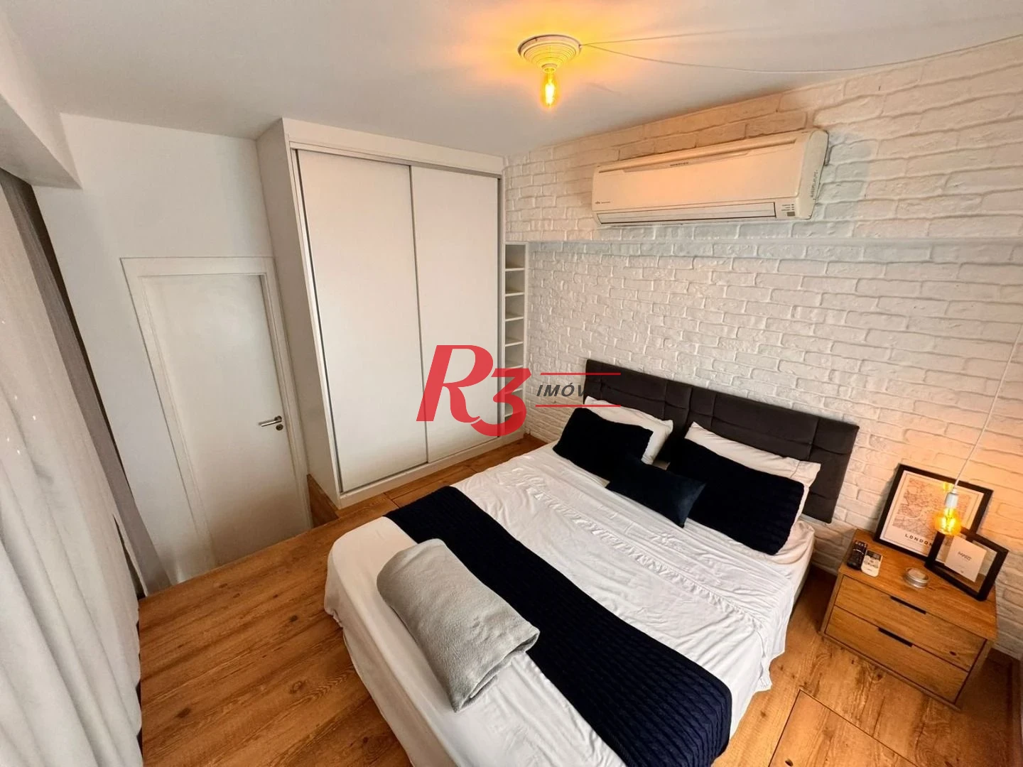 Apartamento com 1 dormitório para alugar, 47 m² por R$ 5.500,00/mês - Boqueirão - Santos/SP