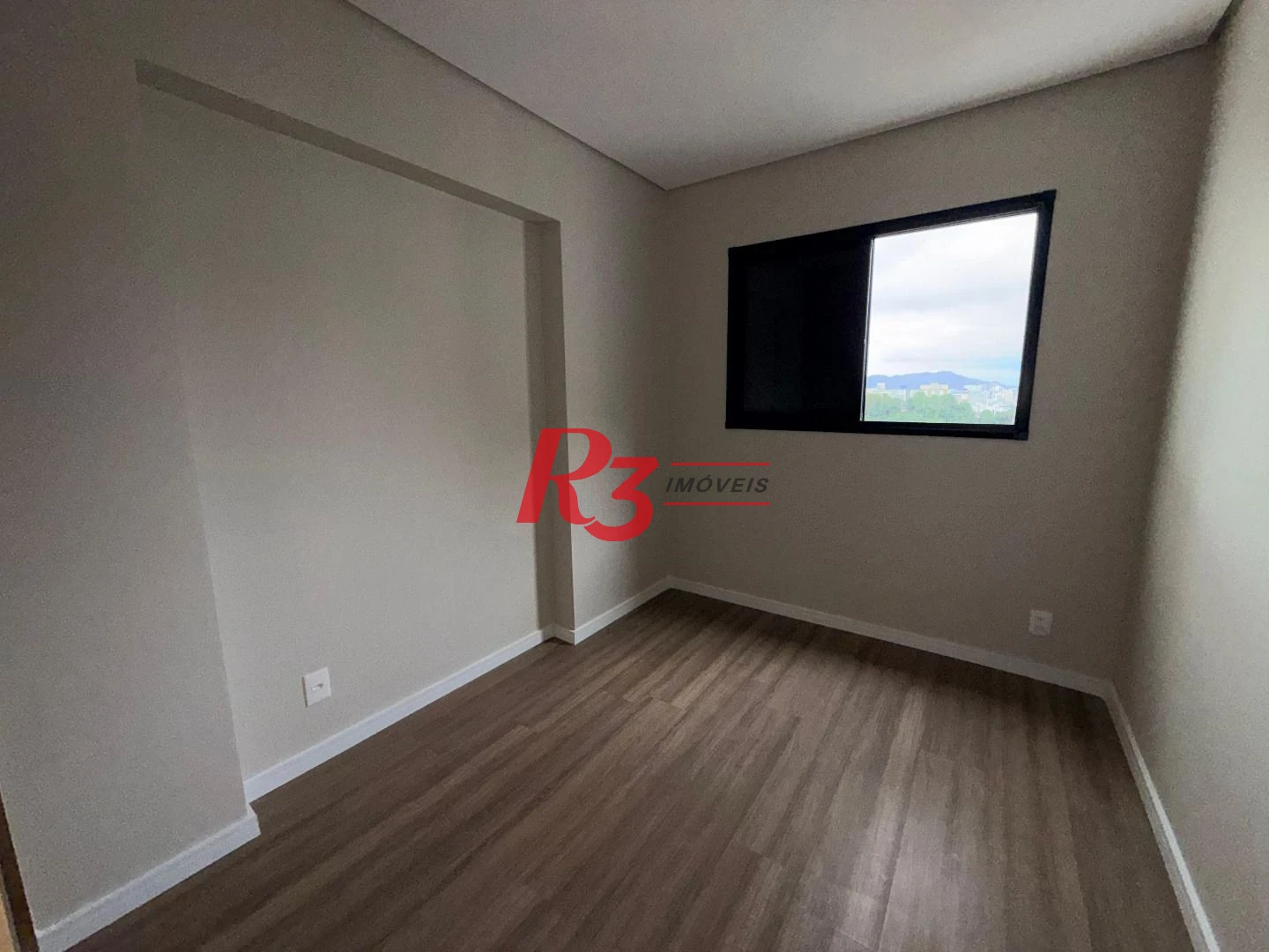 Apartamento com 2 dormitórios à venda, 70 m² por R$ 970.000,00 - José Menino - Santos/SP