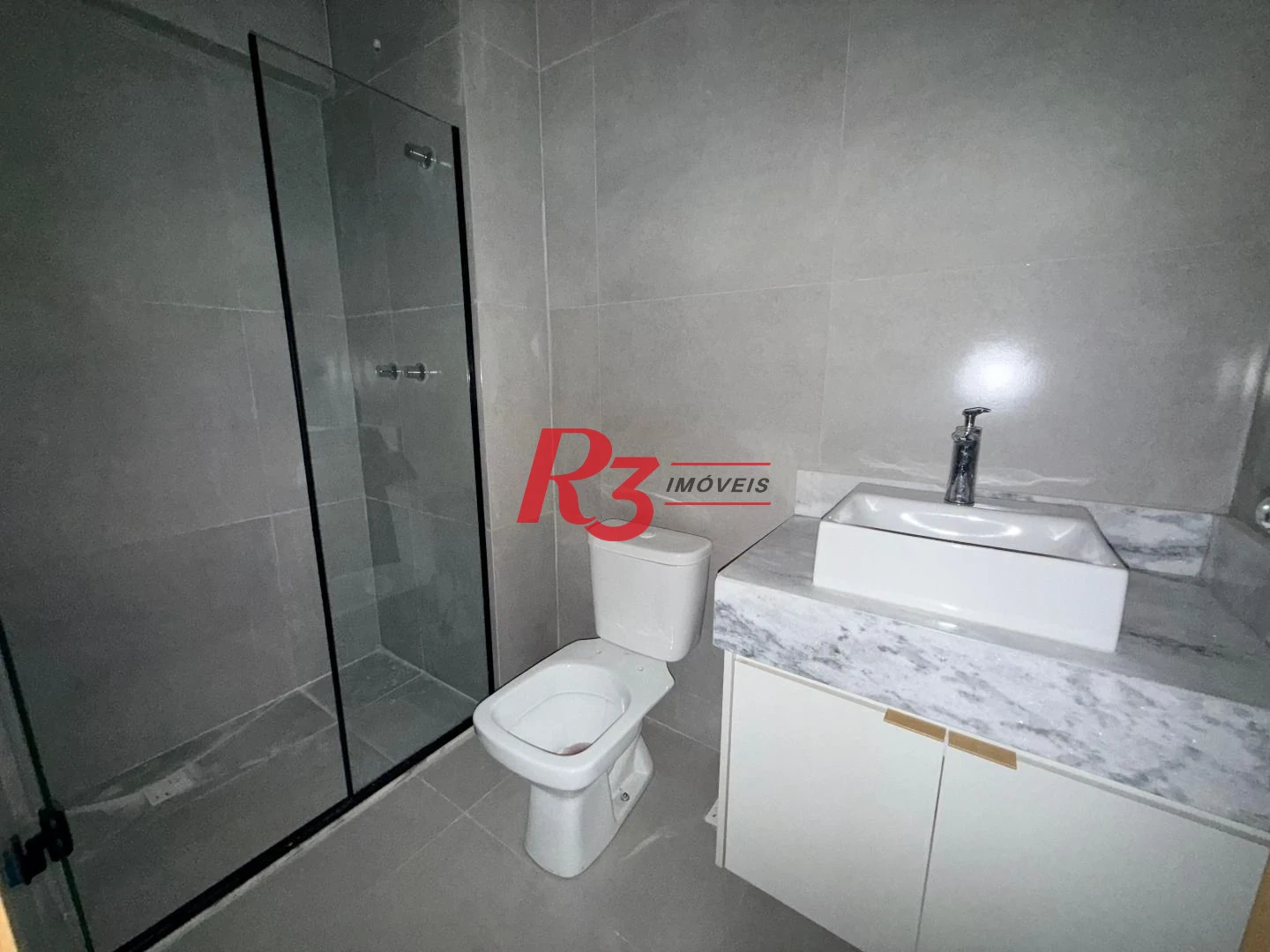 Apartamento com 2 dormitórios à venda, 70 m² por R$ 970.000,00 - José Menino - Santos/SP