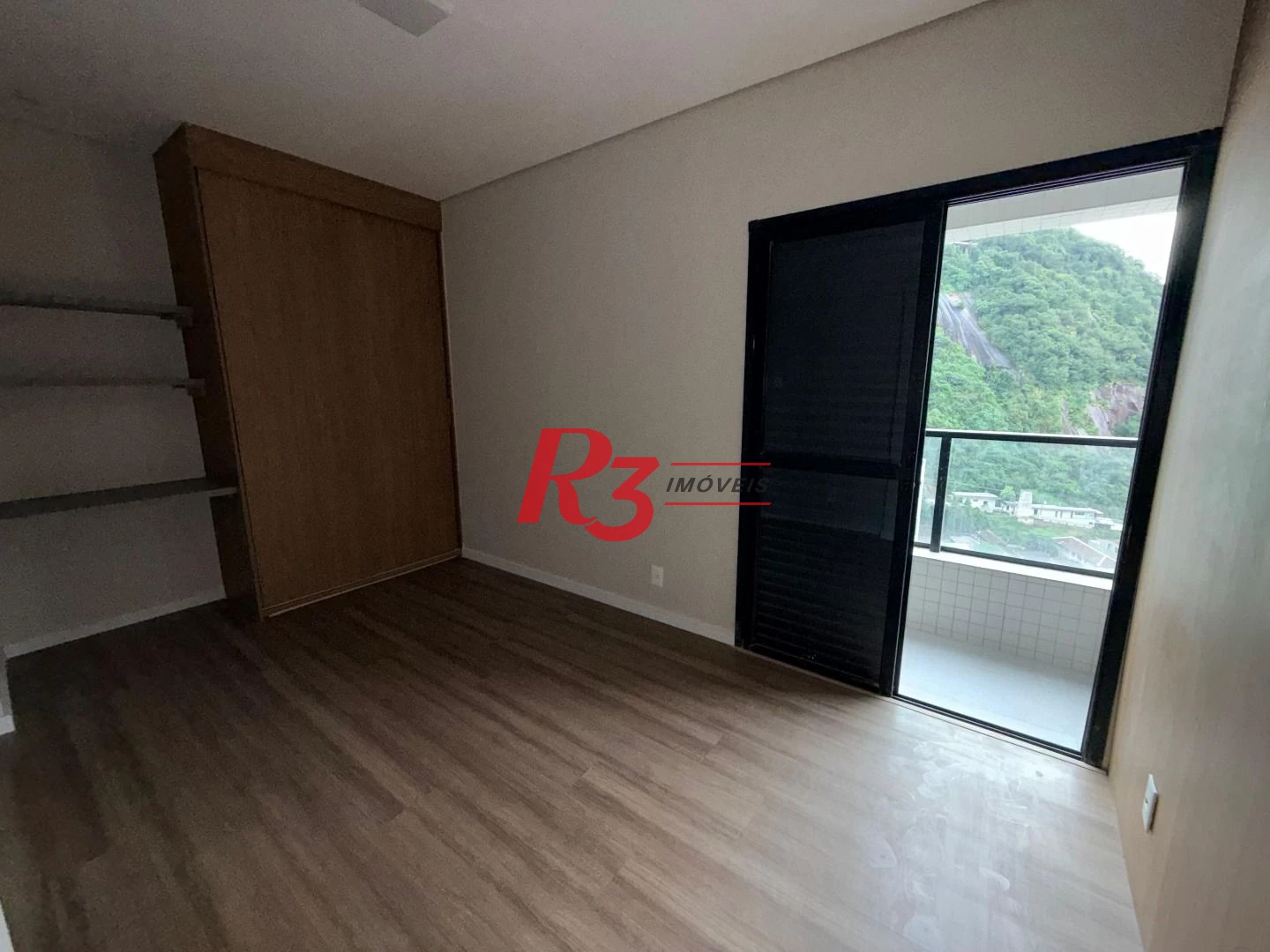 Apartamento com 2 dormitórios à venda, 70 m² por R$ 970.000,00 - José Menino - Santos/SP