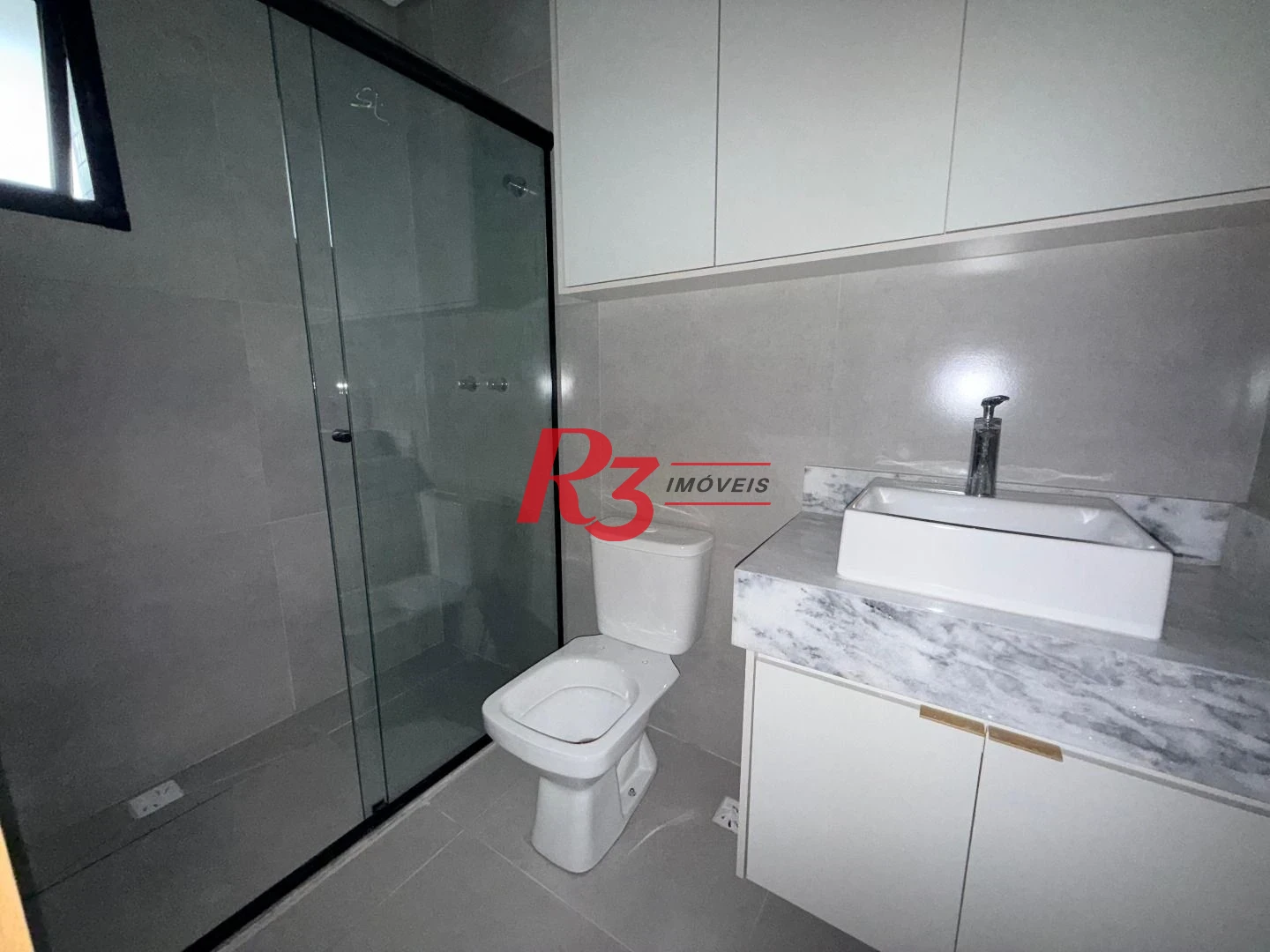 Apartamento com 2 dormitórios à venda, 70 m² por R$ 970.000,00 - José Menino - Santos/SP