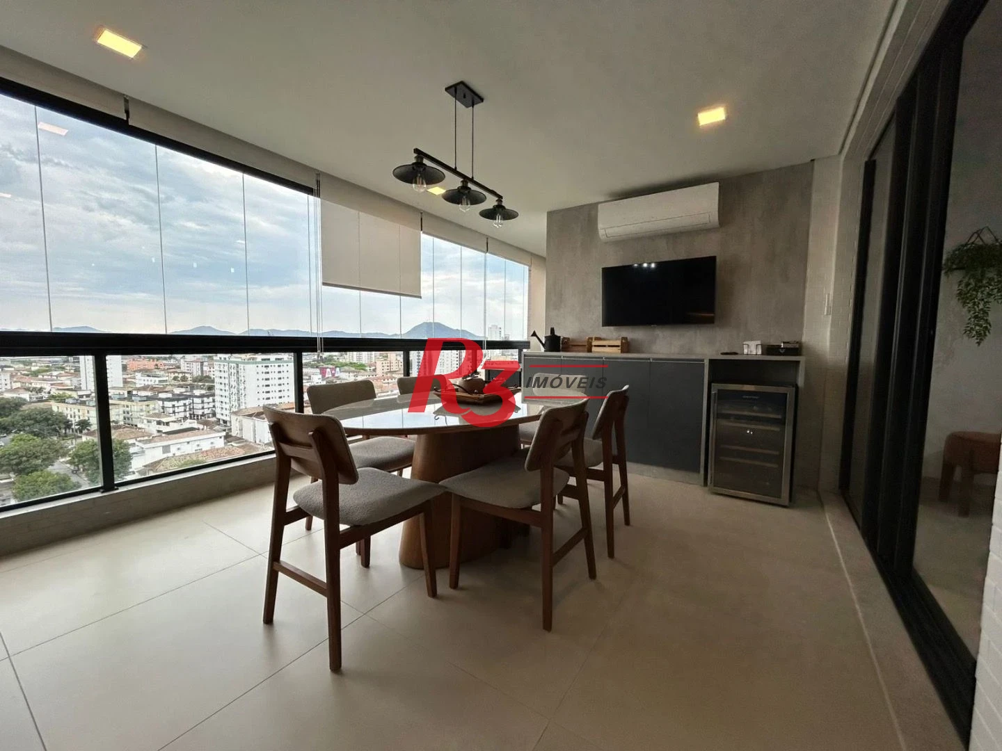 Apartamento com 3 dormitórios à venda, 120 m² por R$ 1.850.000,00 - Aparecida - Santos/SP