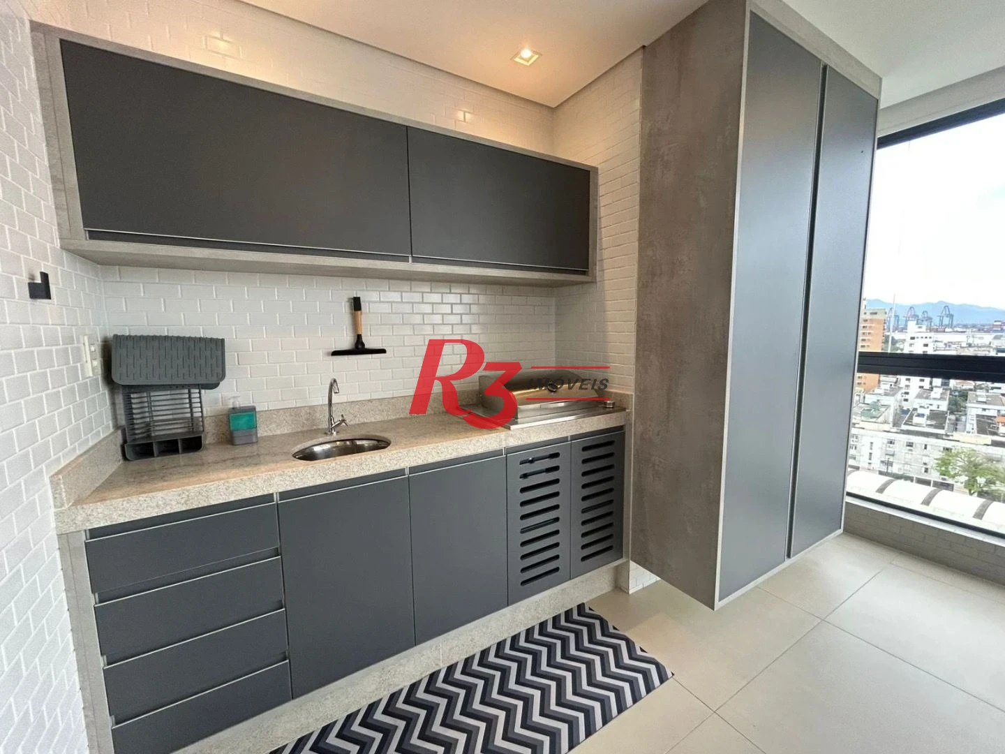 Apartamento com 3 dormitórios à venda, 120 m² por R$ 1.850.000,00 - Aparecida - Santos/SP