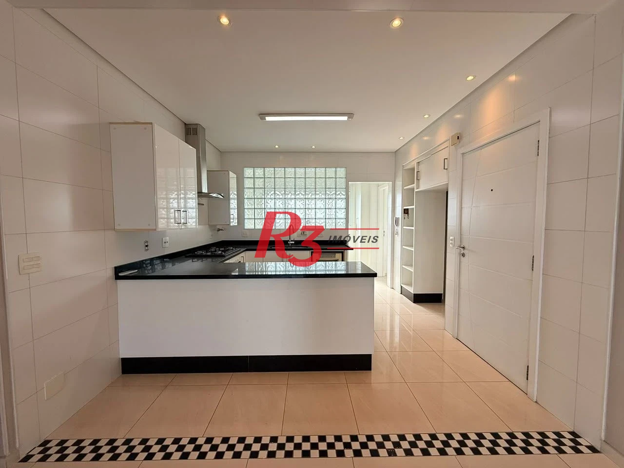 Apartamento com 3 dormitórios à venda, 141 m² por R$ 2.060.000,00 - Aparecida - Santos/SP