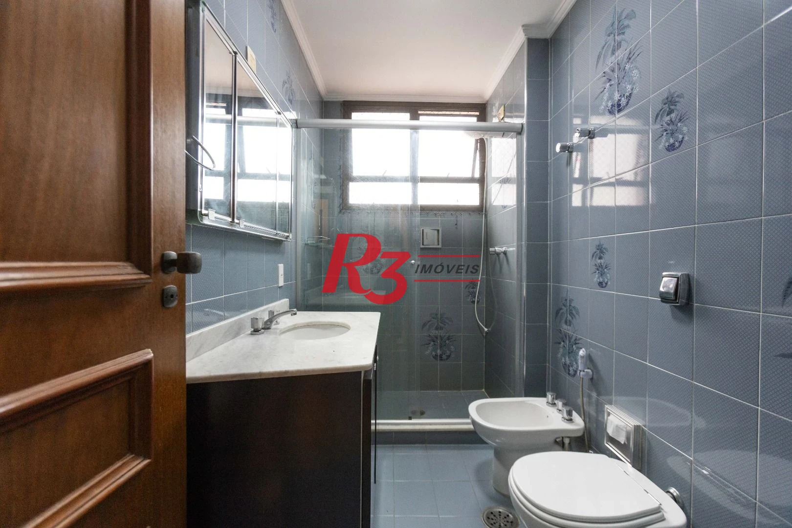 Apartamento com 3 dormitórios para alugar, 117 m² por R$ 8.000,00/mês - Boqueirão - Santos/SP