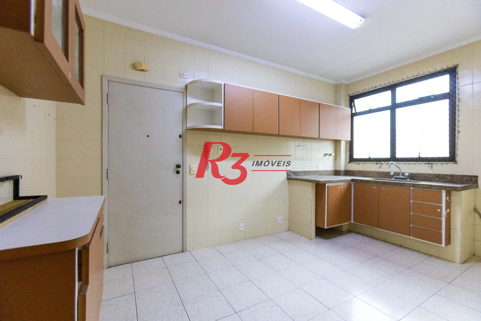 Apartamento com 3 dormitórios para alugar, 117 m² por R$ 8.000,00/mês - Boqueirão - Santos/SP
