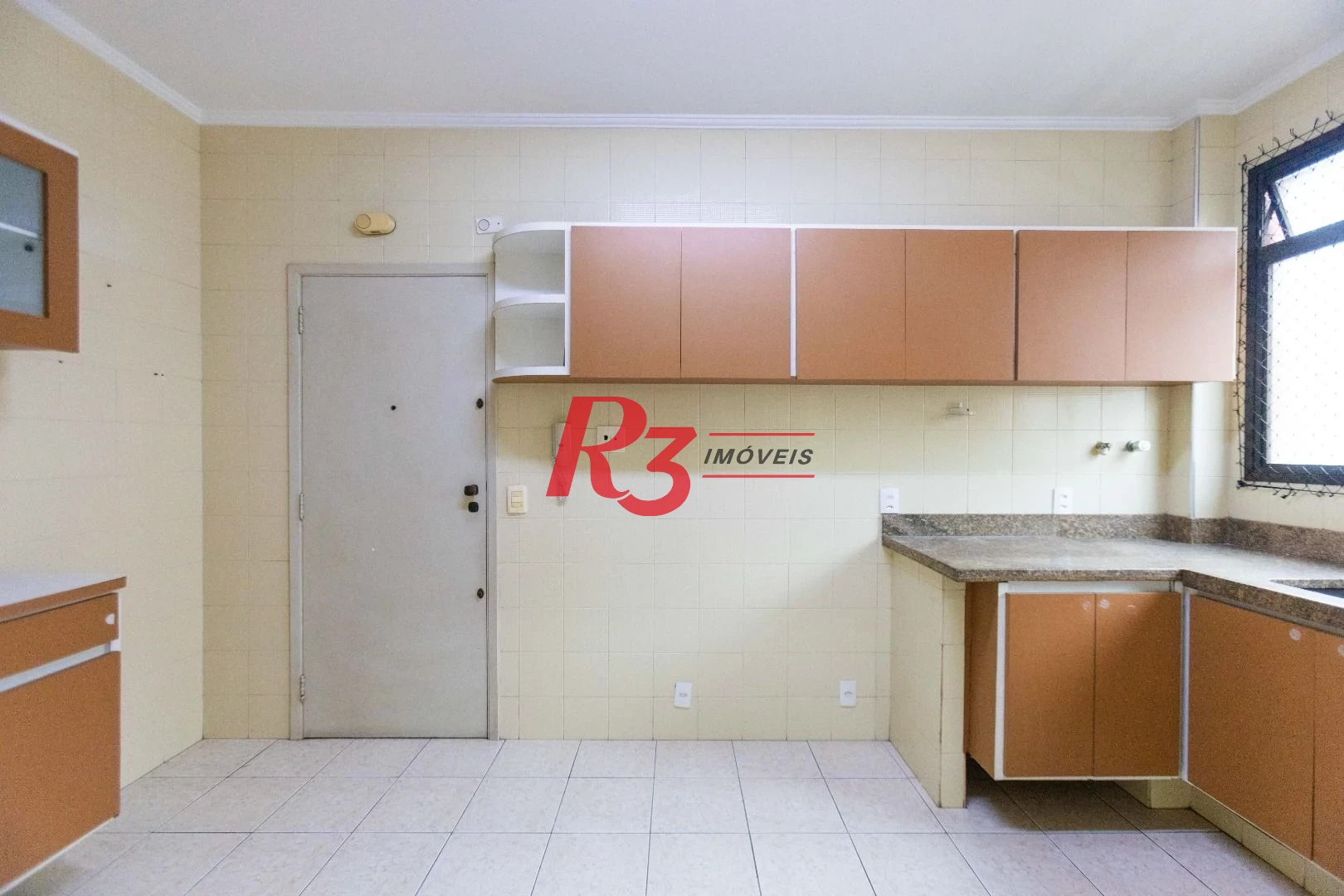 Apartamento com 3 dormitórios para alugar, 117 m² por R$ 8.000,00/mês - Boqueirão - Santos/SP