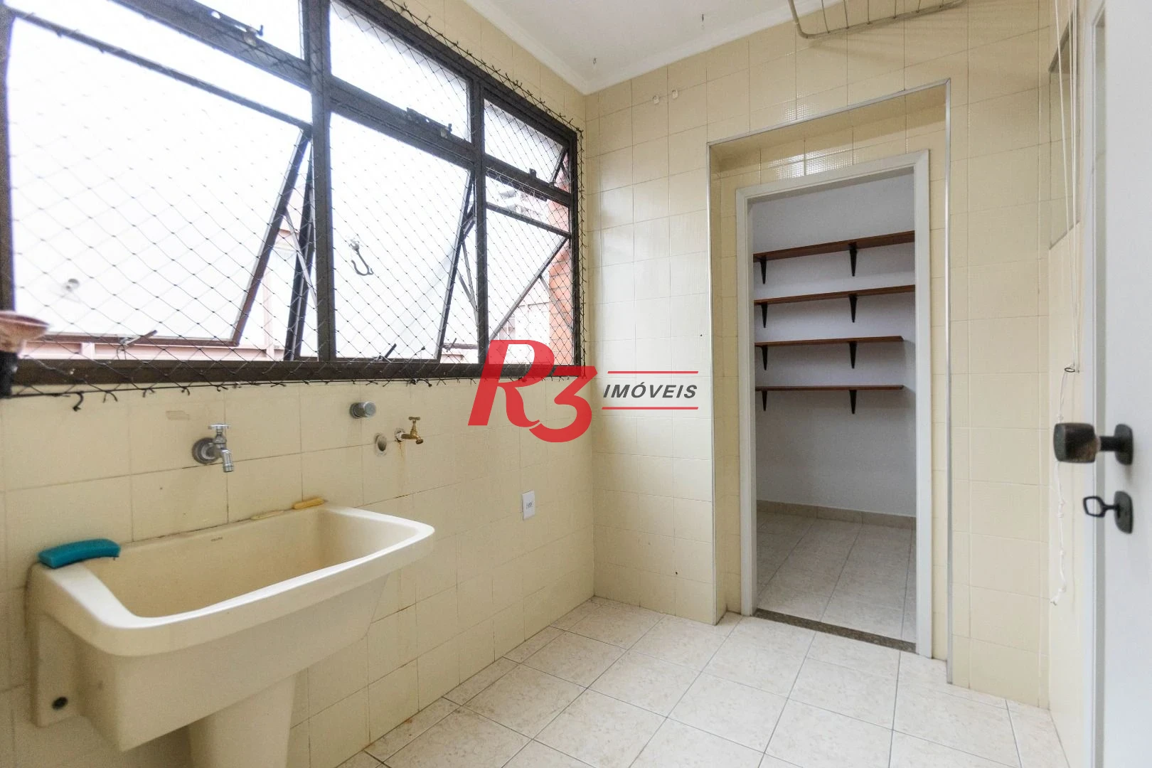 Apartamento com 3 dormitórios para alugar, 117 m² por R$ 8.000,00/mês - Boqueirão - Santos/SP