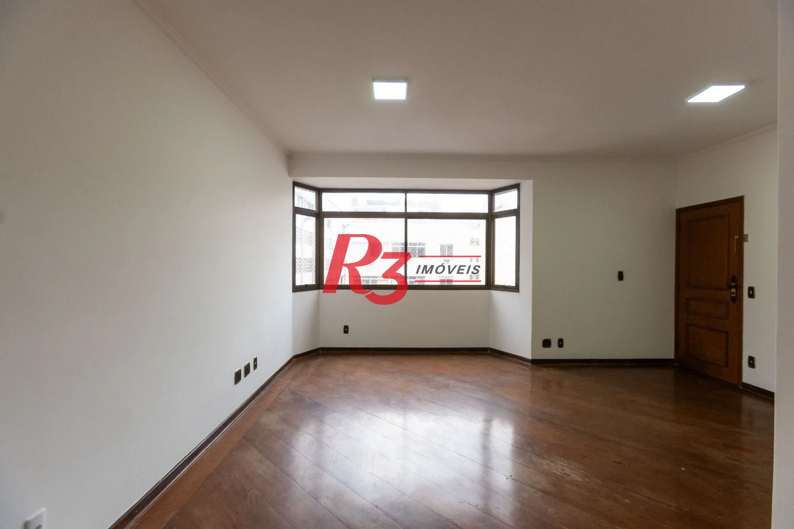 Apartamento com 3 dormitórios para alugar, 117 m² por R$ 8.000,00/mês - Boqueirão - Santos/SP