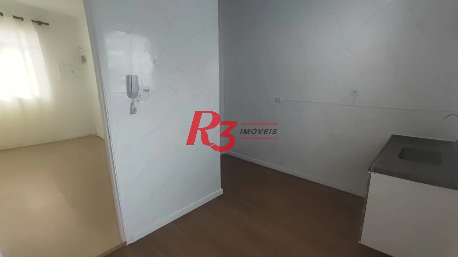 Apartamento com 2 dormitórios à venda, 56 m² por R$ 345.000,00 - Vila Belmiro - Santos/SP