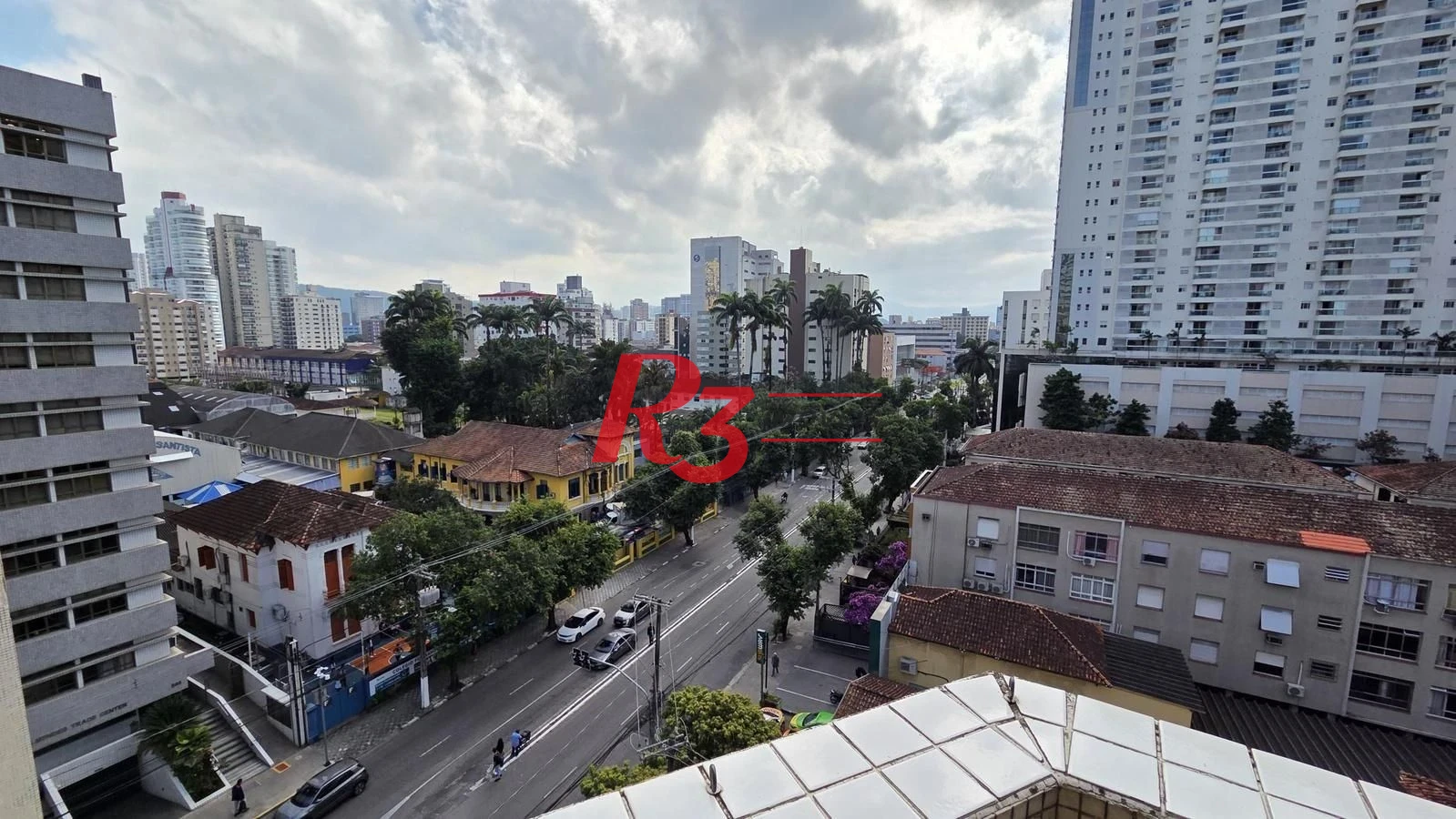 Apartamento com 3 dormitórios à venda, 105 m² por R$ 740.000,00 - Boqueirão - Santos/SP