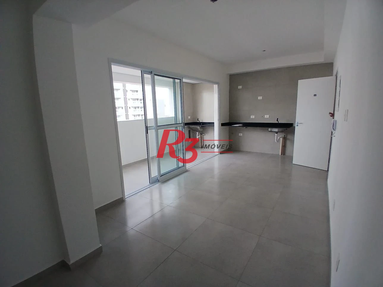 Apartamento com 2 dormitórios à venda, 59 m² por R$ 570.000,00 - Macuco - Santos/SP