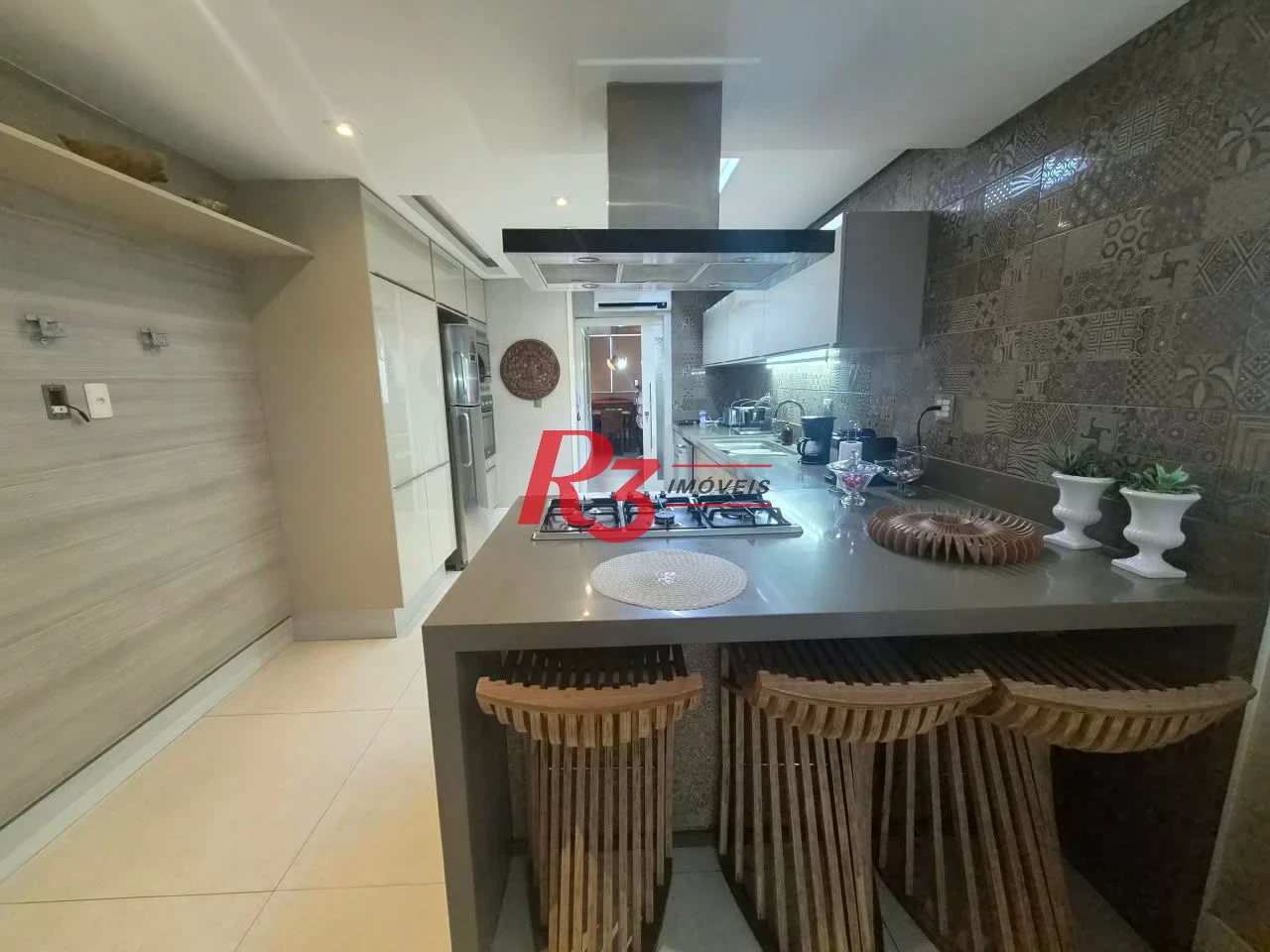 Casa com 3 dormitórios à venda, 182 m² por R$ 1.500.000,00 - Embaré - Santos/SP