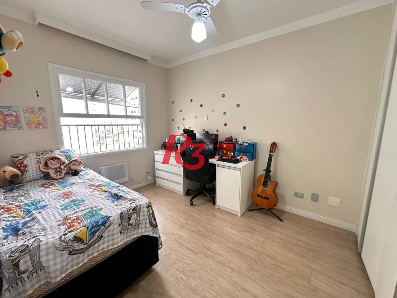 Apartamento com 2 dormitórios à venda, 74 m² por R$ 565.000,00 - Embaré - Santos/SP