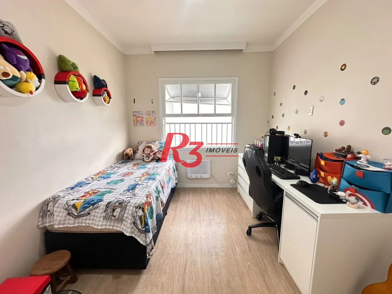 Apartamento com 2 dormitórios à venda, 74 m² por R$ 565.000,00 - Embaré - Santos/SP