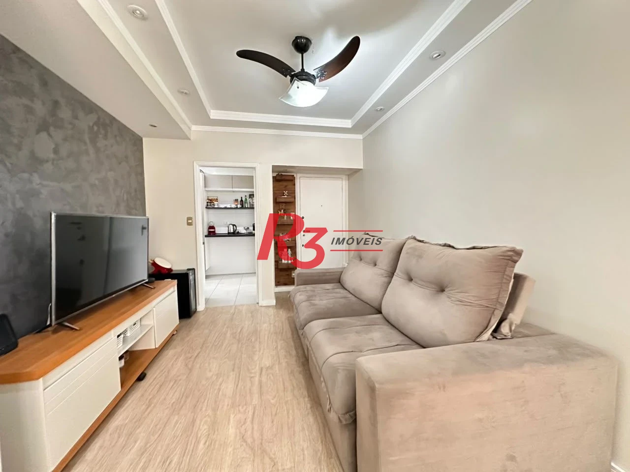 Apartamento com 2 dormitórios à venda, 74 m² por R$ 565.000,00 - Embaré - Santos/SP