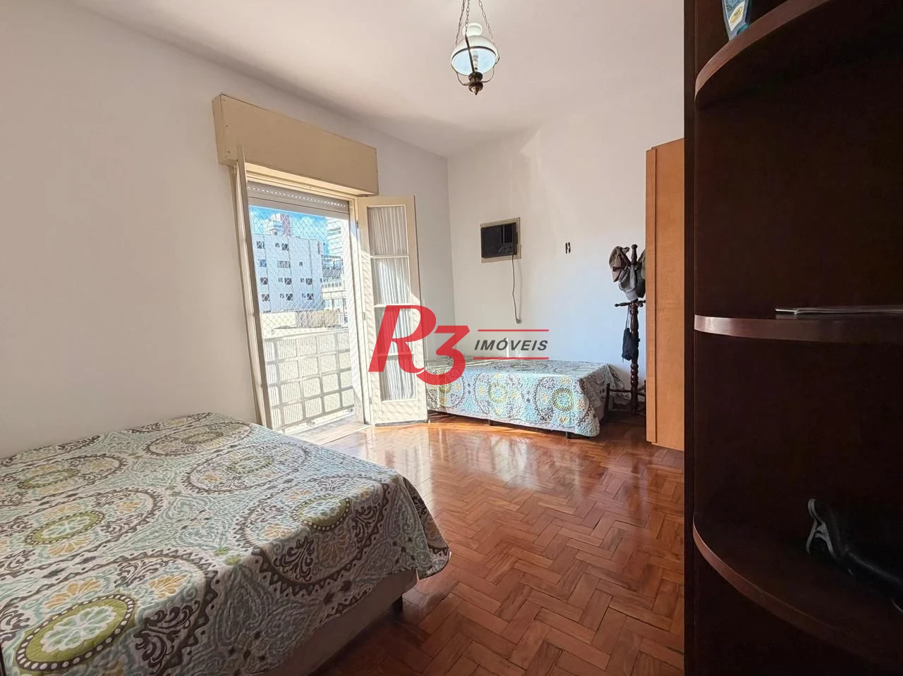 Apartamento com 2 dormitórios à venda, 100 m² por R$ 750.000,00 - Gonzaga - Santos/SP