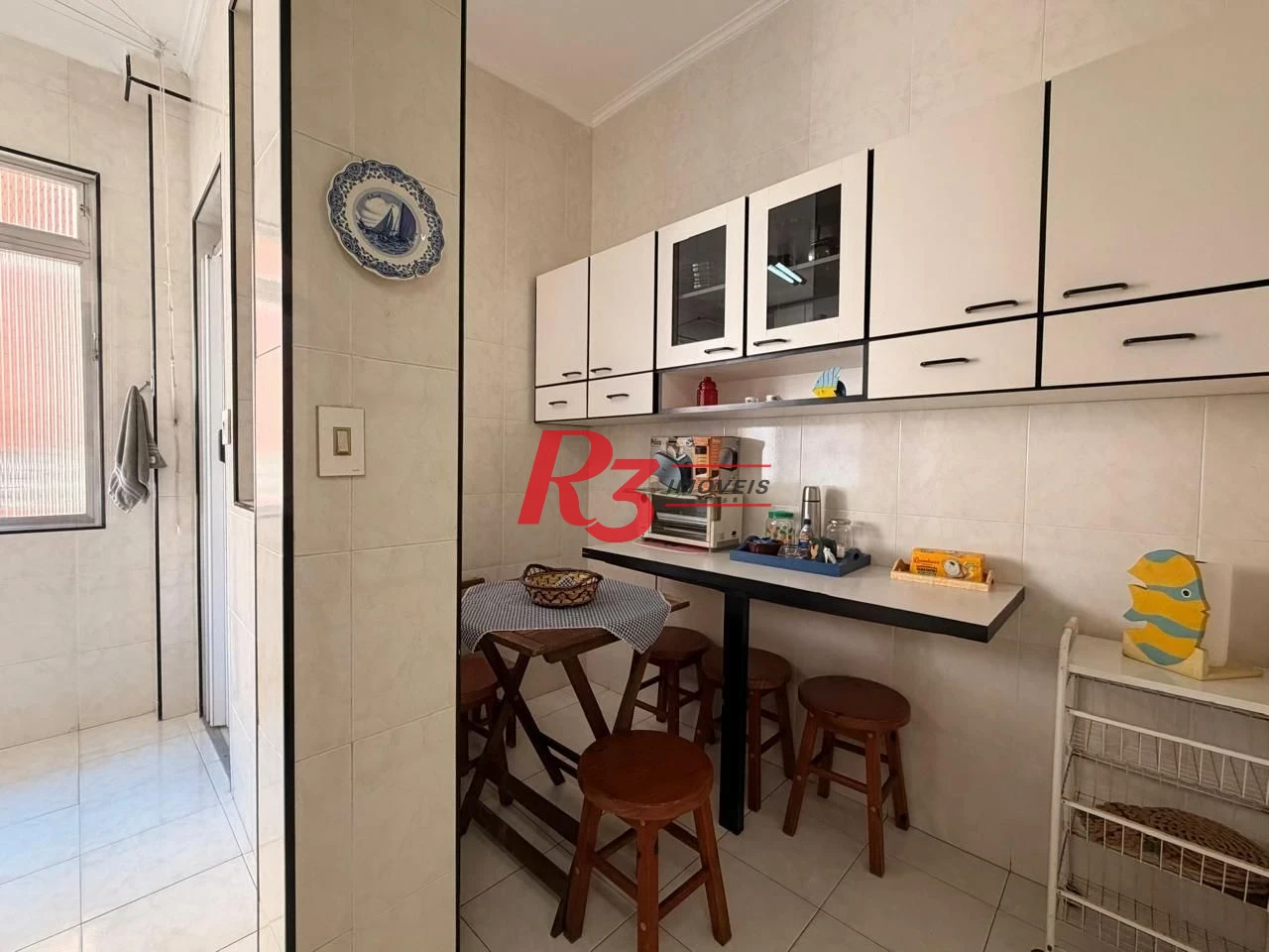 Apartamento com 2 dormitórios à venda, 100 m² por R$ 750.000,00 - Gonzaga - Santos/SP