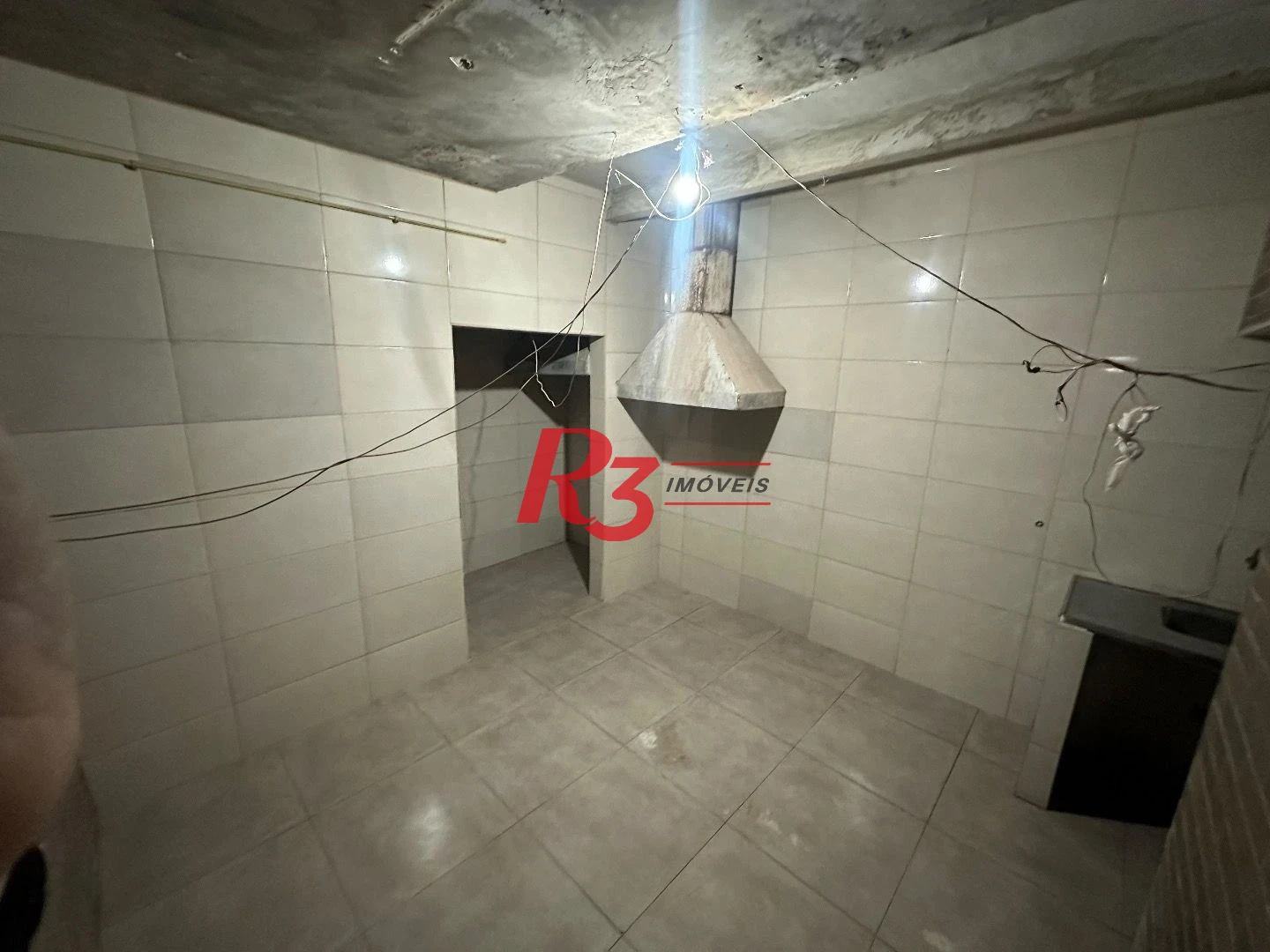 Galpão para alugar, 500 m² por R$ 9.150,00/mês - Centro - Santos/SP
