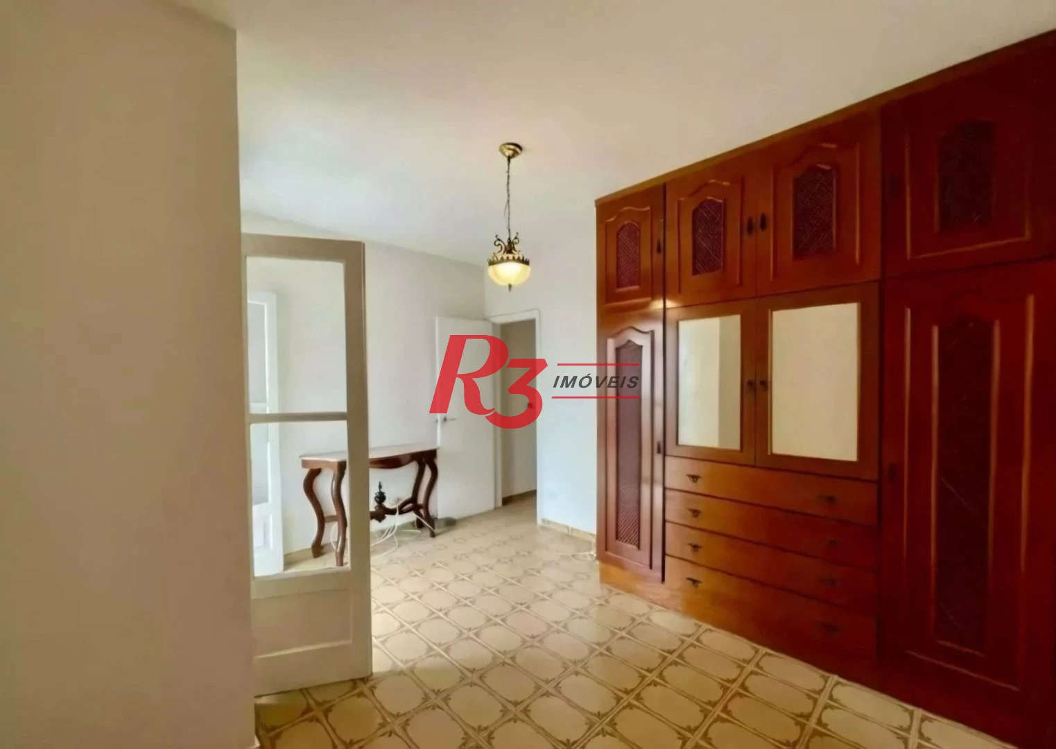 Apartamento com 3 dormitórios à venda, 110 m² por R$ 950.000,00 - Ponta da Praia - Santos/SP