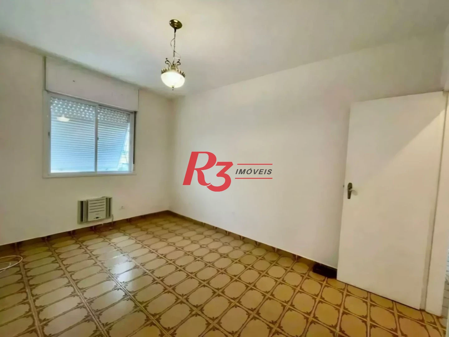 Apartamento com 3 dormitórios à venda, 110 m² por R$ 950.000,00 - Ponta da Praia - Santos/SP