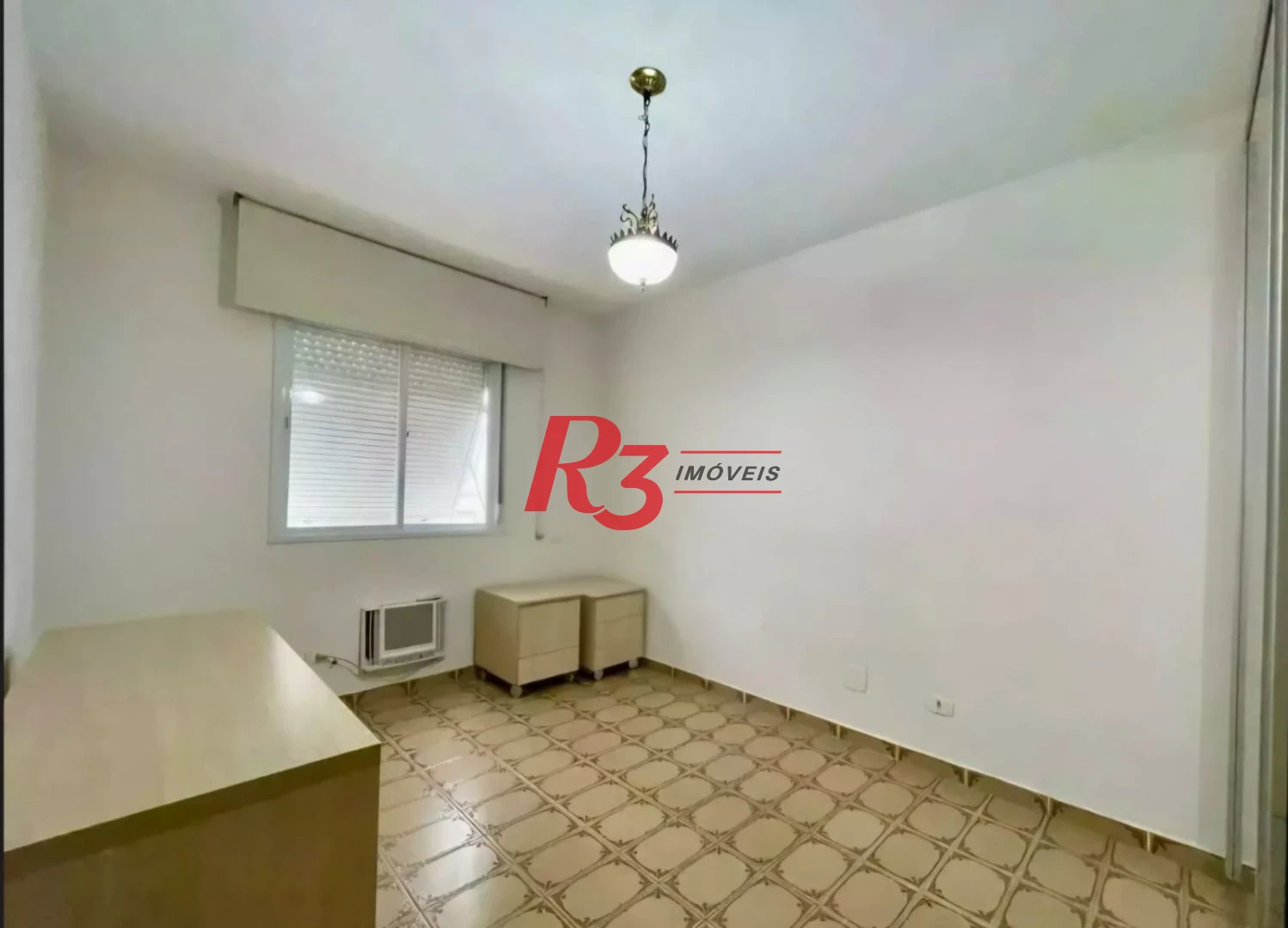 Apartamento com 3 dormitórios à venda, 110 m² por R$ 950.000,00 - Ponta da Praia - Santos/SP