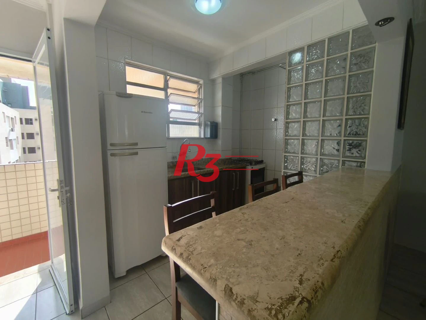 Apartamento com 1 dormitório para alugar, 44 m² por R$ 4.150,00/mês - José Menino - Santos/SP