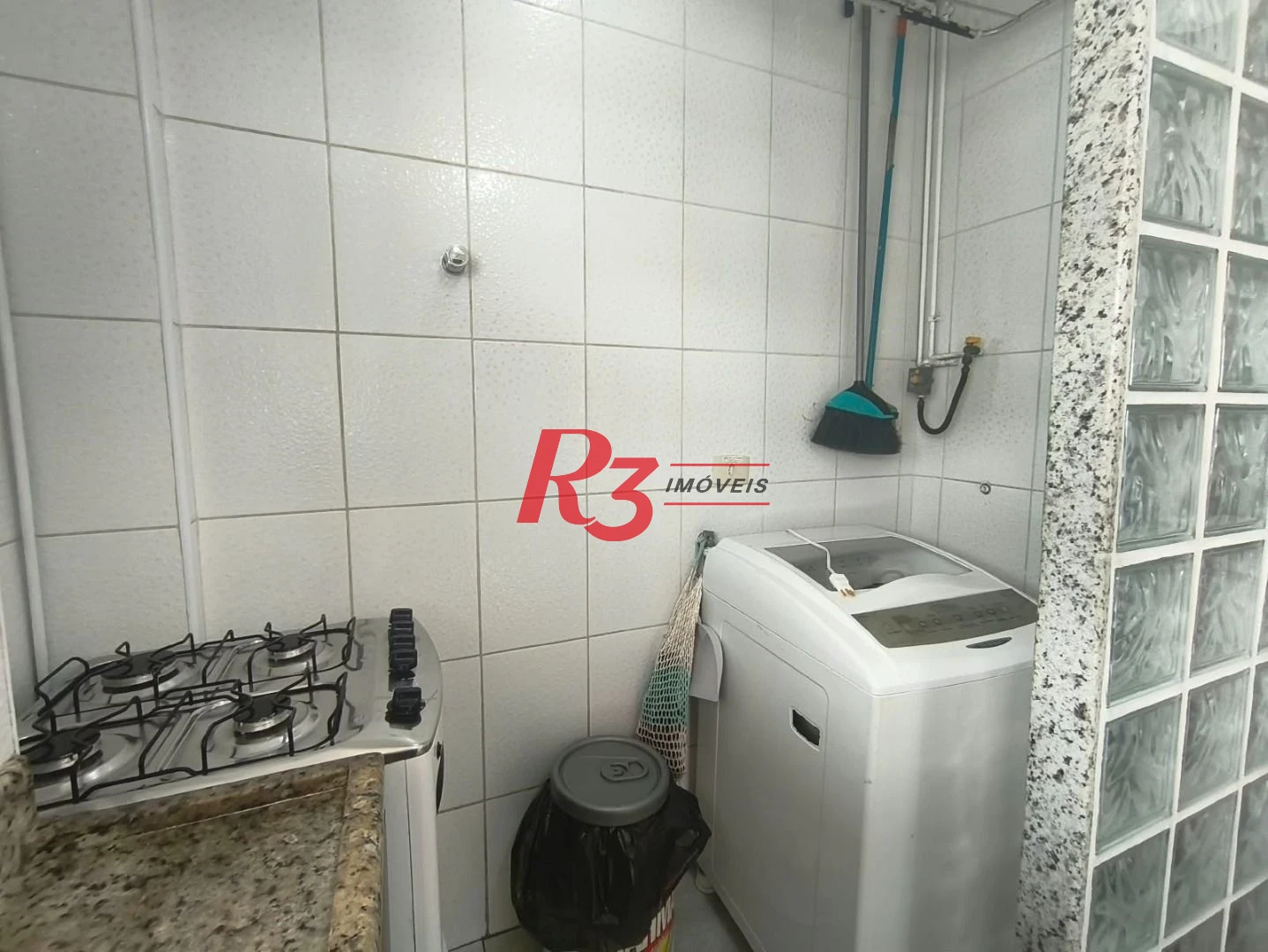 Apartamento com 1 dormitório para alugar, 44 m² por R$ 4.150,00/mês - José Menino - Santos/SP
