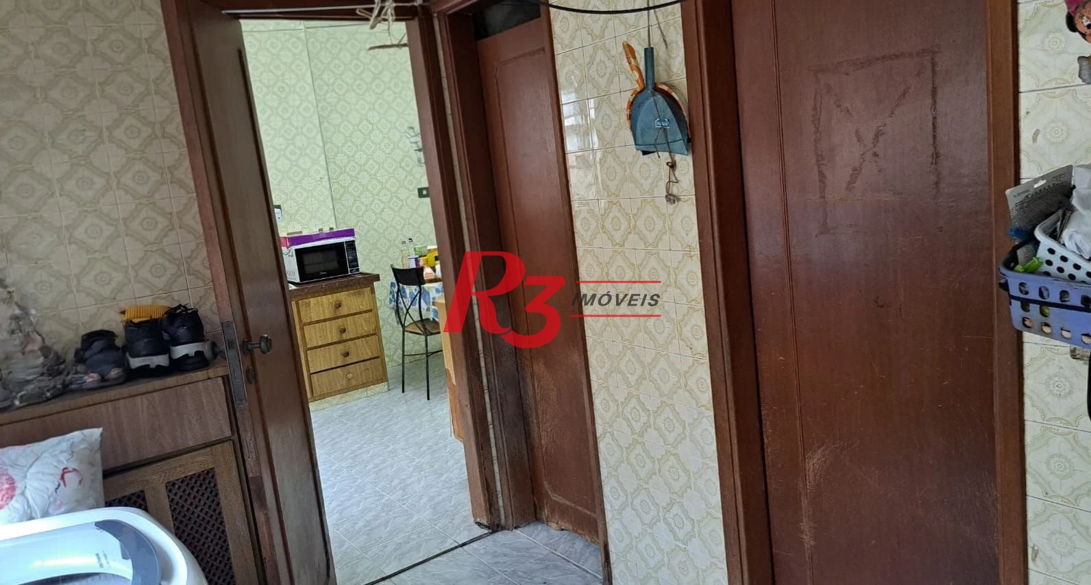 Apartamento com 2 dormitórios à venda, 121 m² por R$ 760.000,00 - Gonzaga - Santos/SP