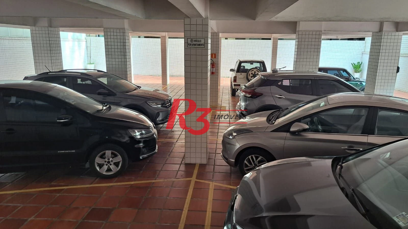 Apartamento com 2 dormitórios à venda, 121 m² por R$ 760.000,00 - Gonzaga - Santos/SP