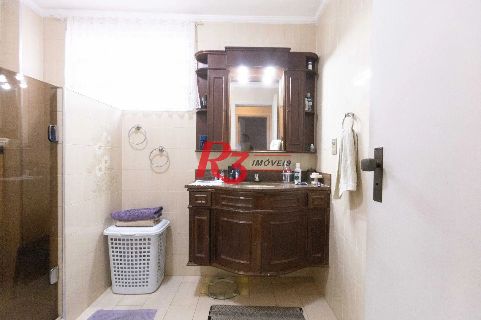Apartamento com 2 dormitórios para alugar, 99 m² por R$ 4.500,00/mês - Gonzaga - Santos/SP