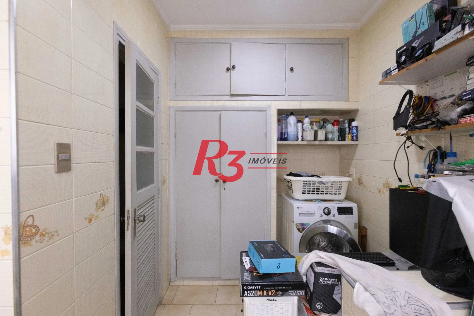 Apartamento com 2 dormitórios para alugar, 99 m² por R$ 4.500,00/mês - Gonzaga - Santos/SP