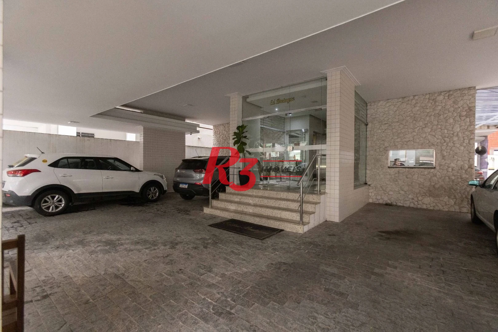 Apartamento com 2 dormitórios para alugar, 99 m² por R$ 4.500,00/mês - Gonzaga - Santos/SP