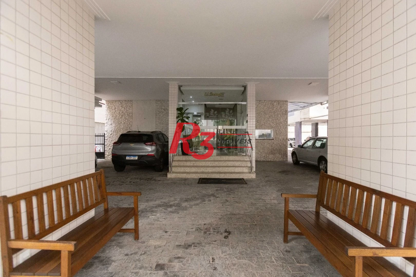 Apartamento com 2 dormitórios para alugar, 99 m² por R$ 4.500,00/mês - Gonzaga - Santos/SP