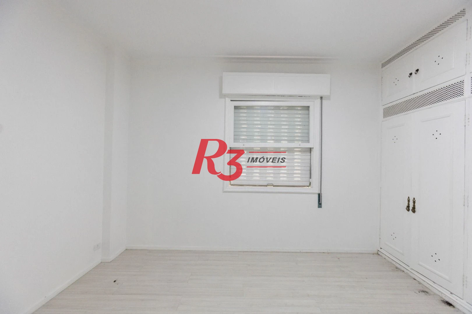 Apartamento com 2 dormitórios à venda, 113 m² por R$ 750.000,00 - Boqueirão - Santos/SP