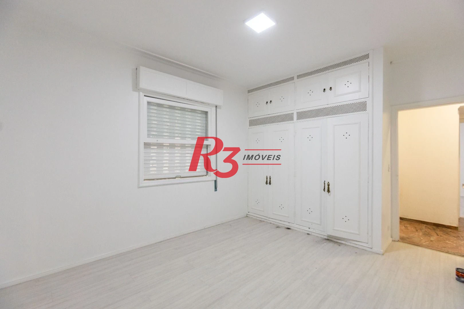 Apartamento com 2 dormitórios à venda, 113 m² por R$ 750.000,00 - Boqueirão - Santos/SP